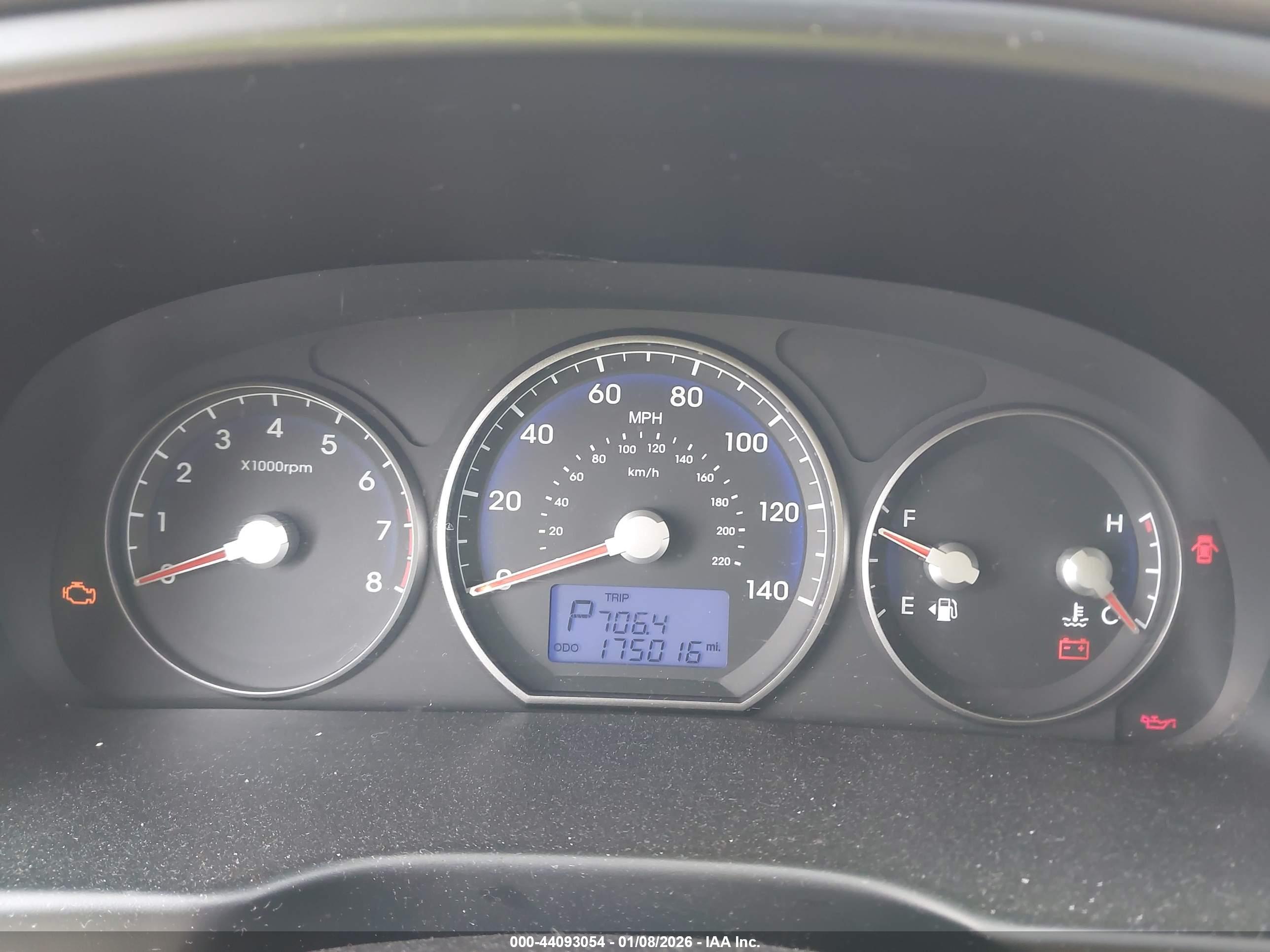 HYUNDAI SANTA image 7
