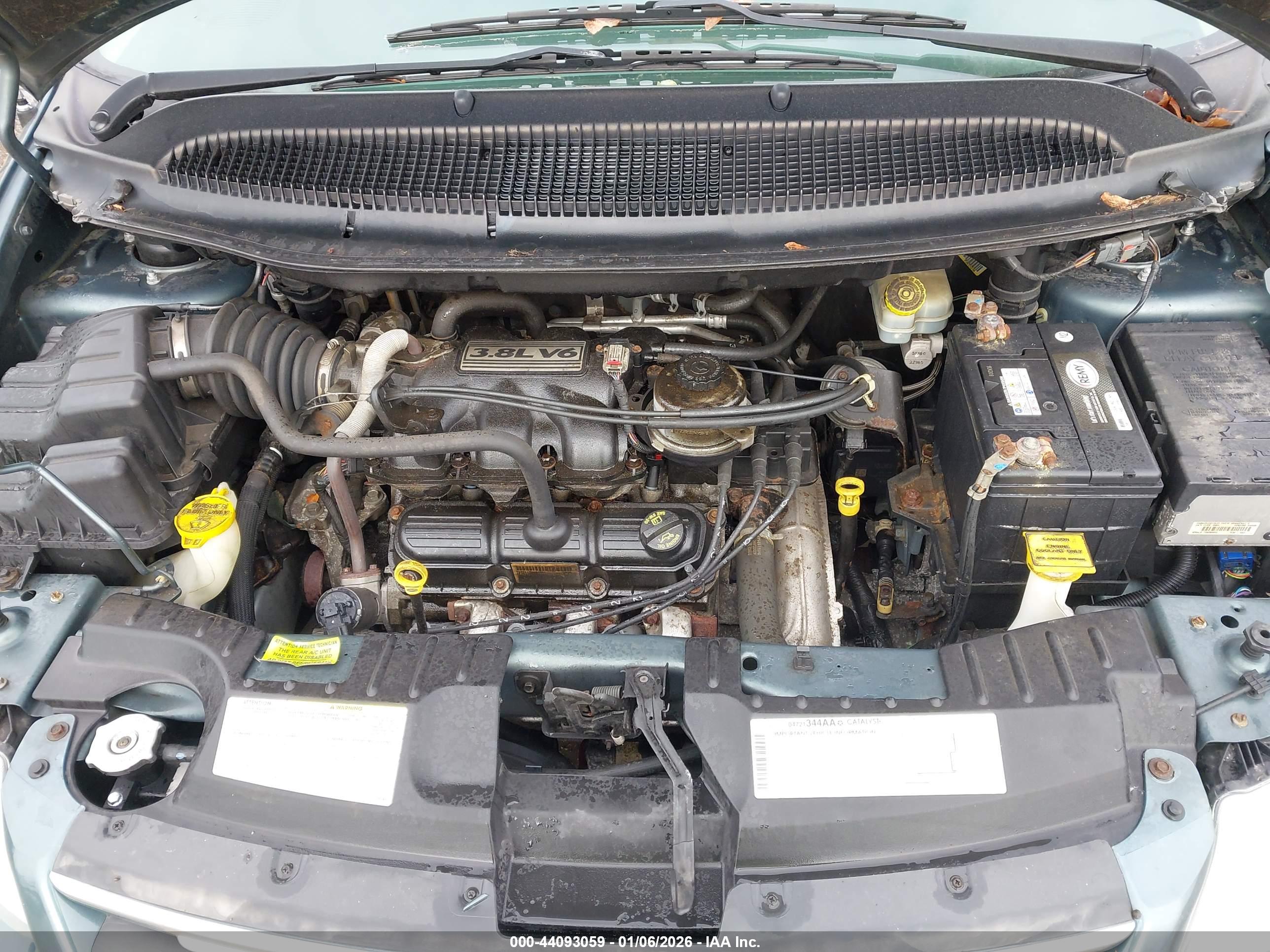 CHRYSLER TOWN image 10