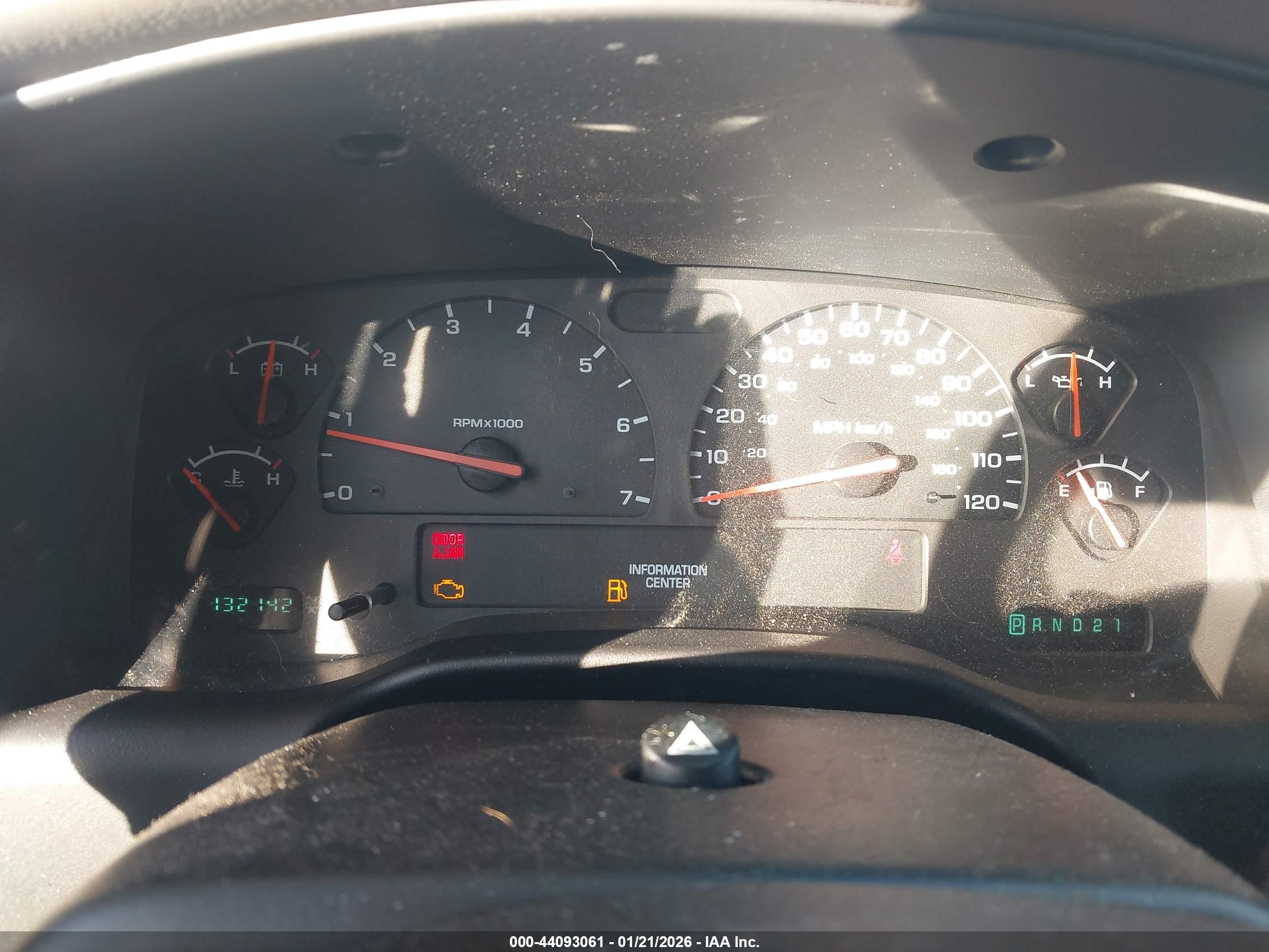 DODGE DAKOTA image 7