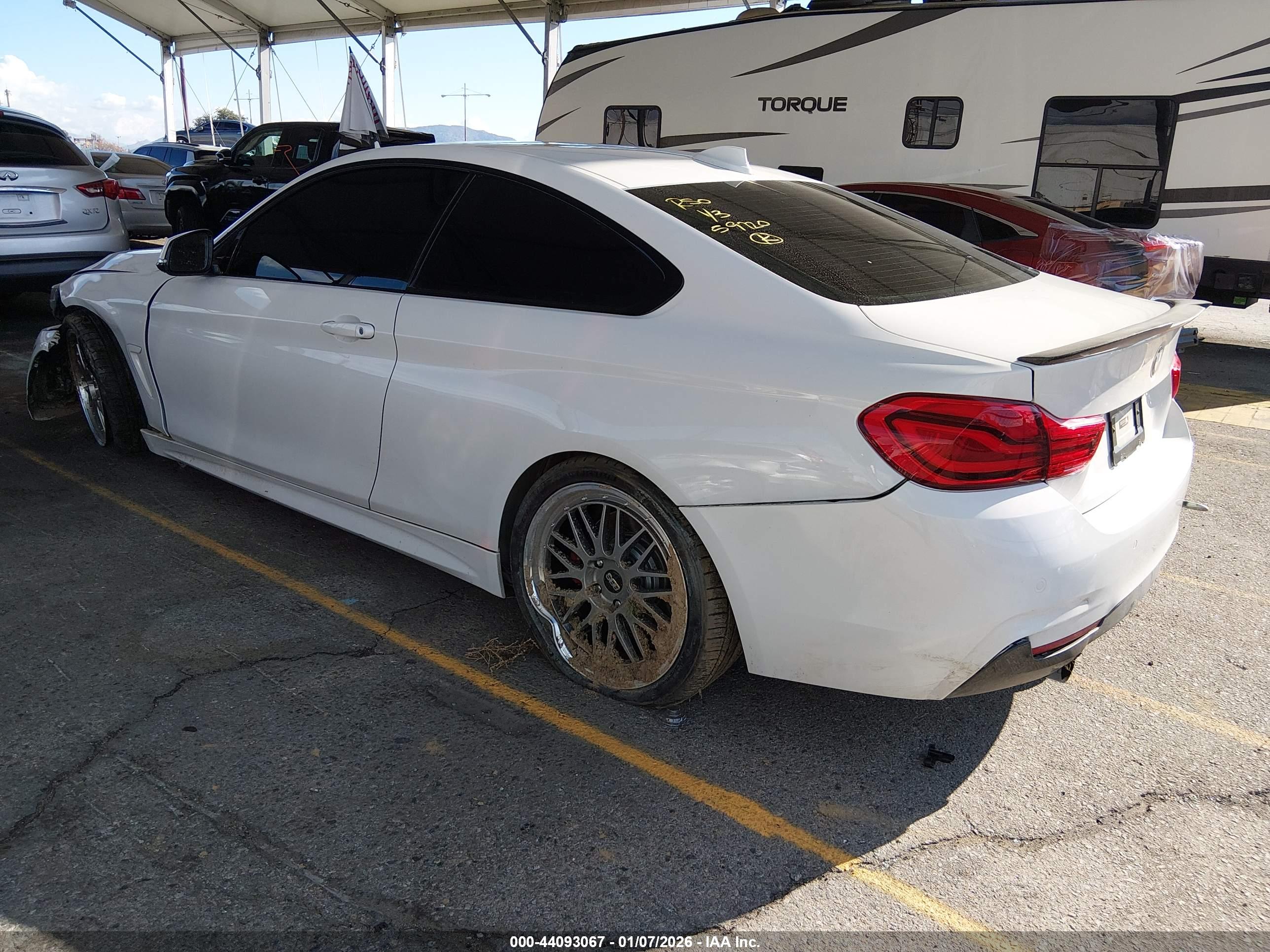 BMW 440I image 3