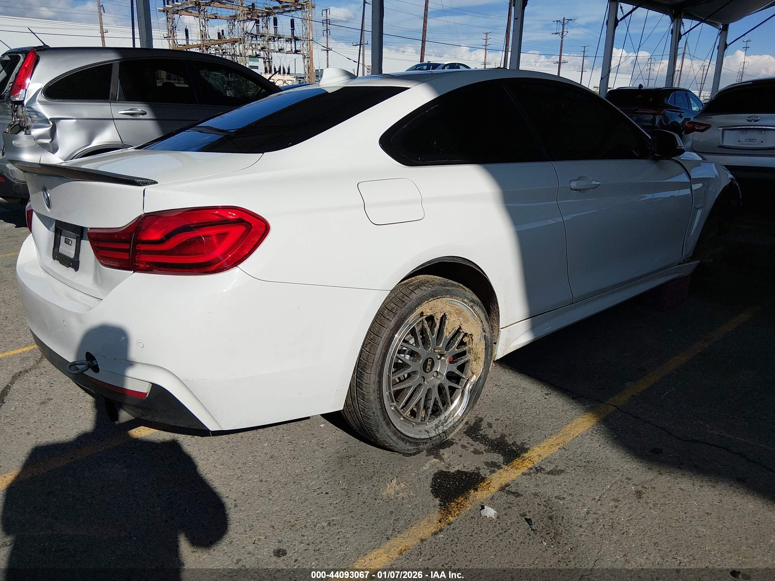 BMW 440I image 4