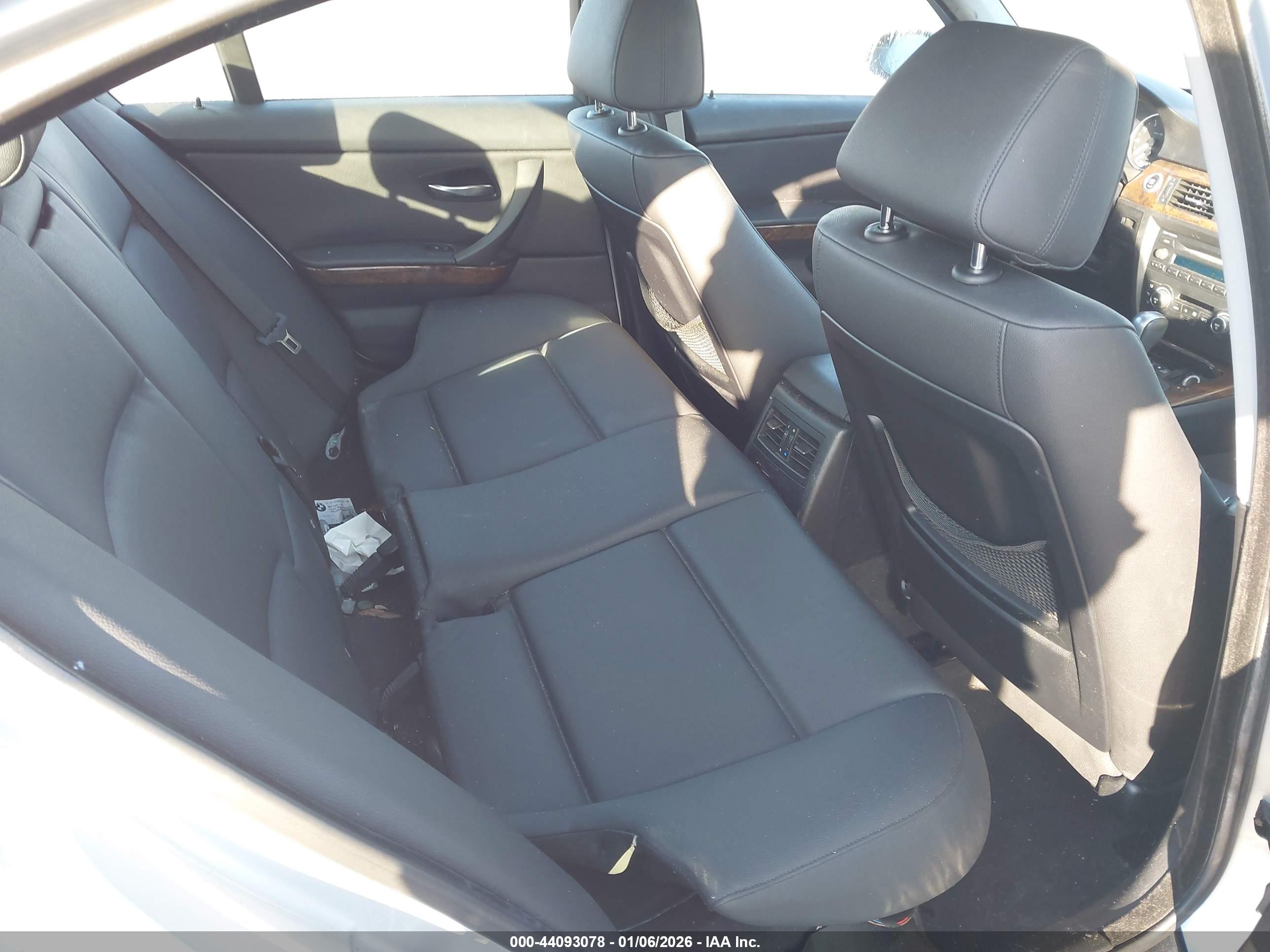 BMW 328I image 8