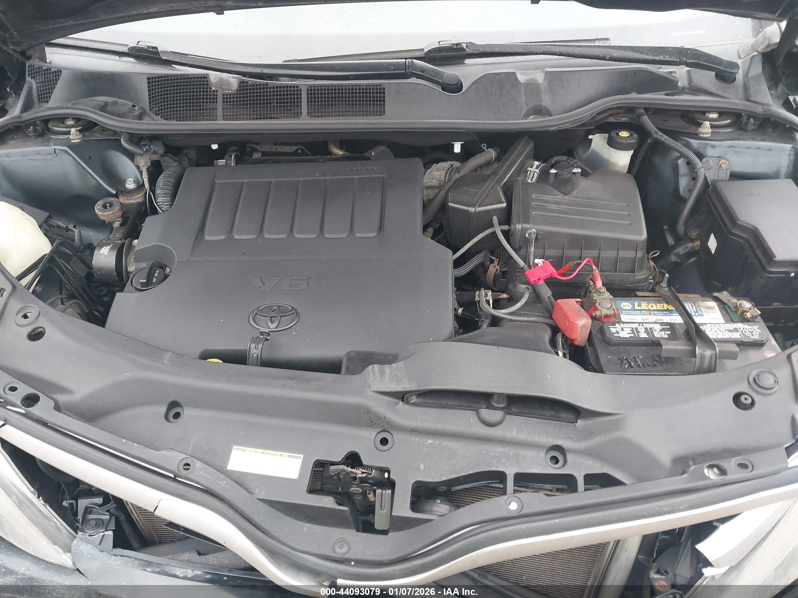 TOYOTA VENZA image 10