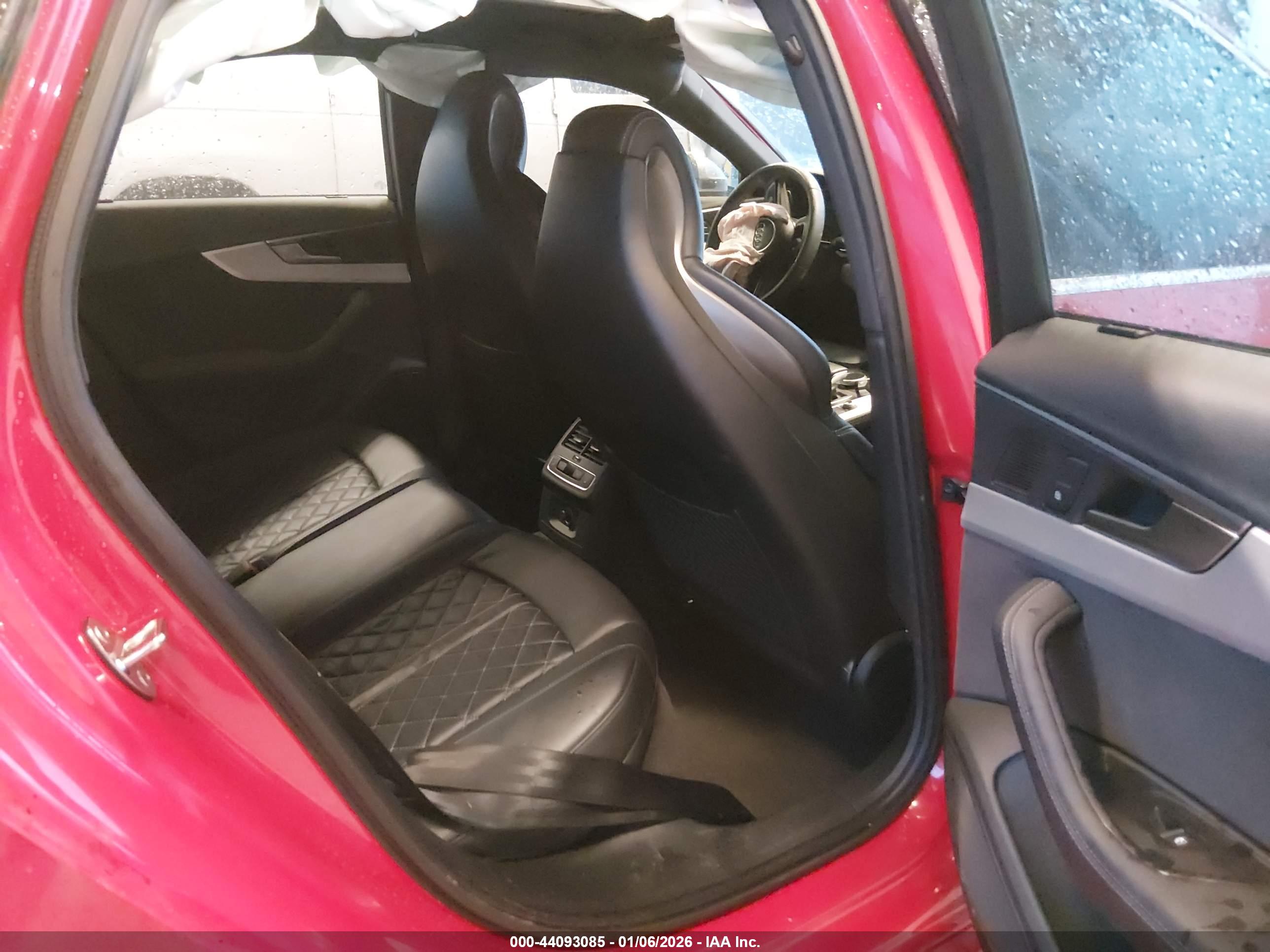 AUDI S4 image 8