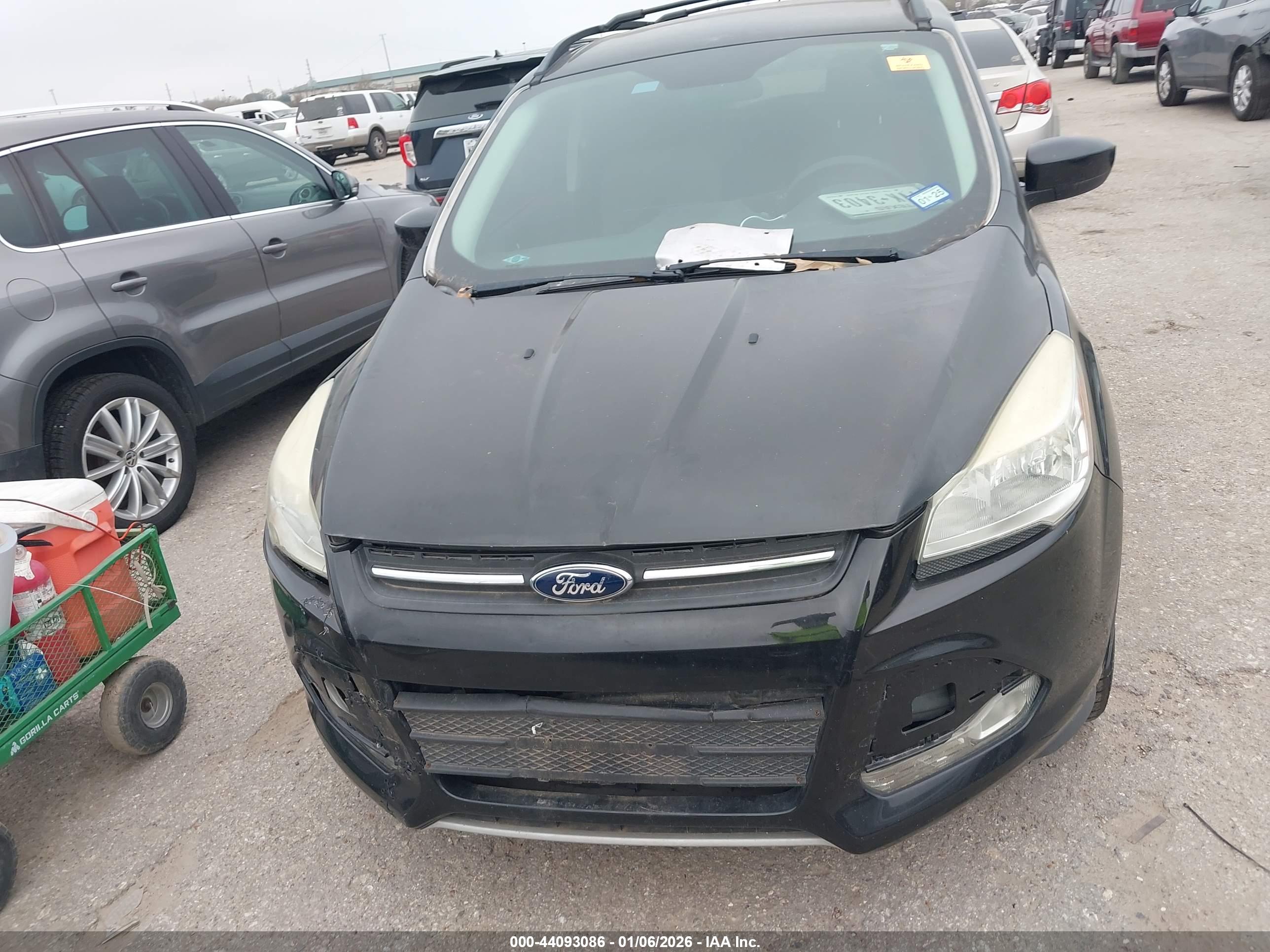 FORD ESCAPE image 10
