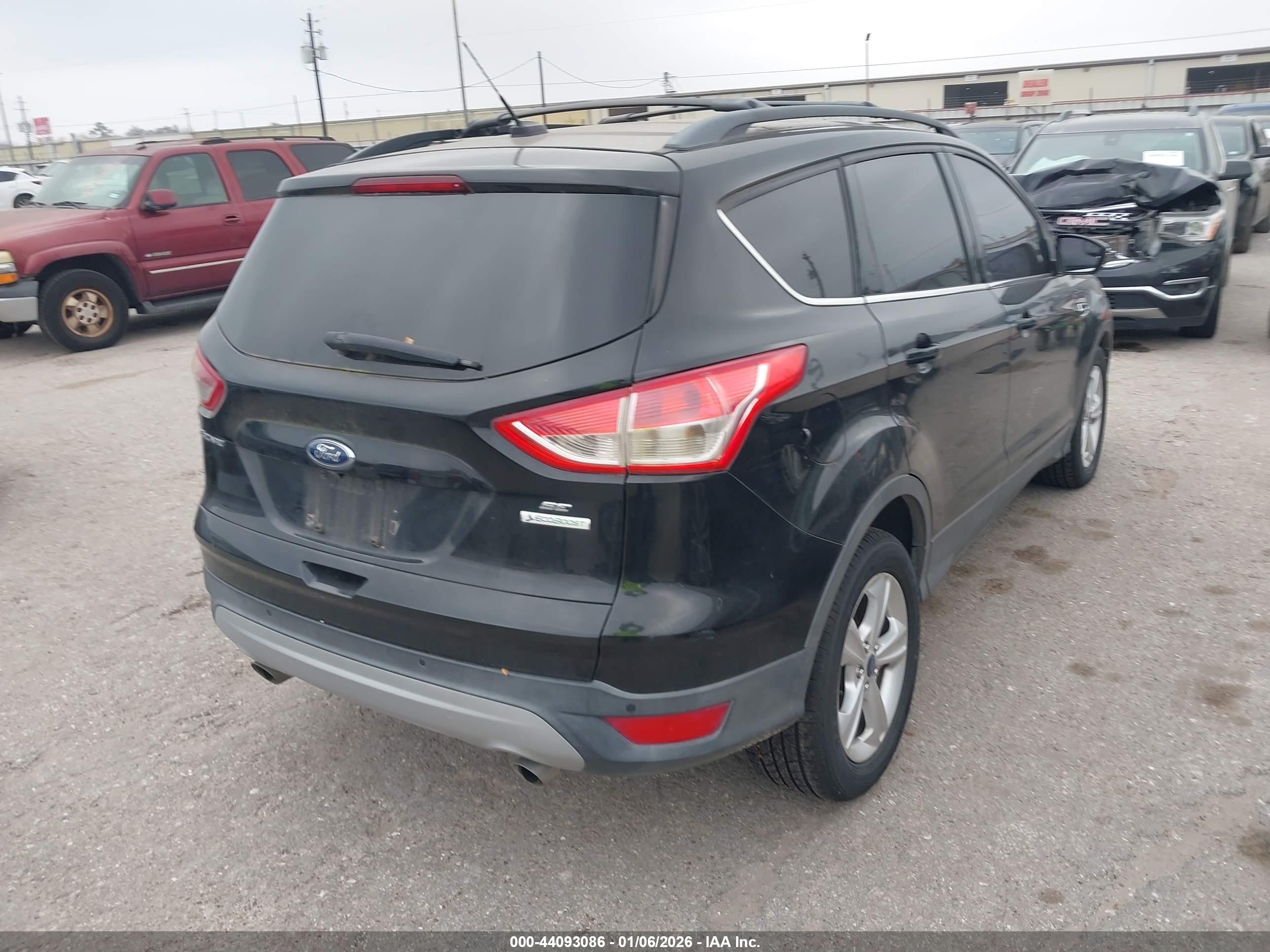 FORD ESCAPE image 4