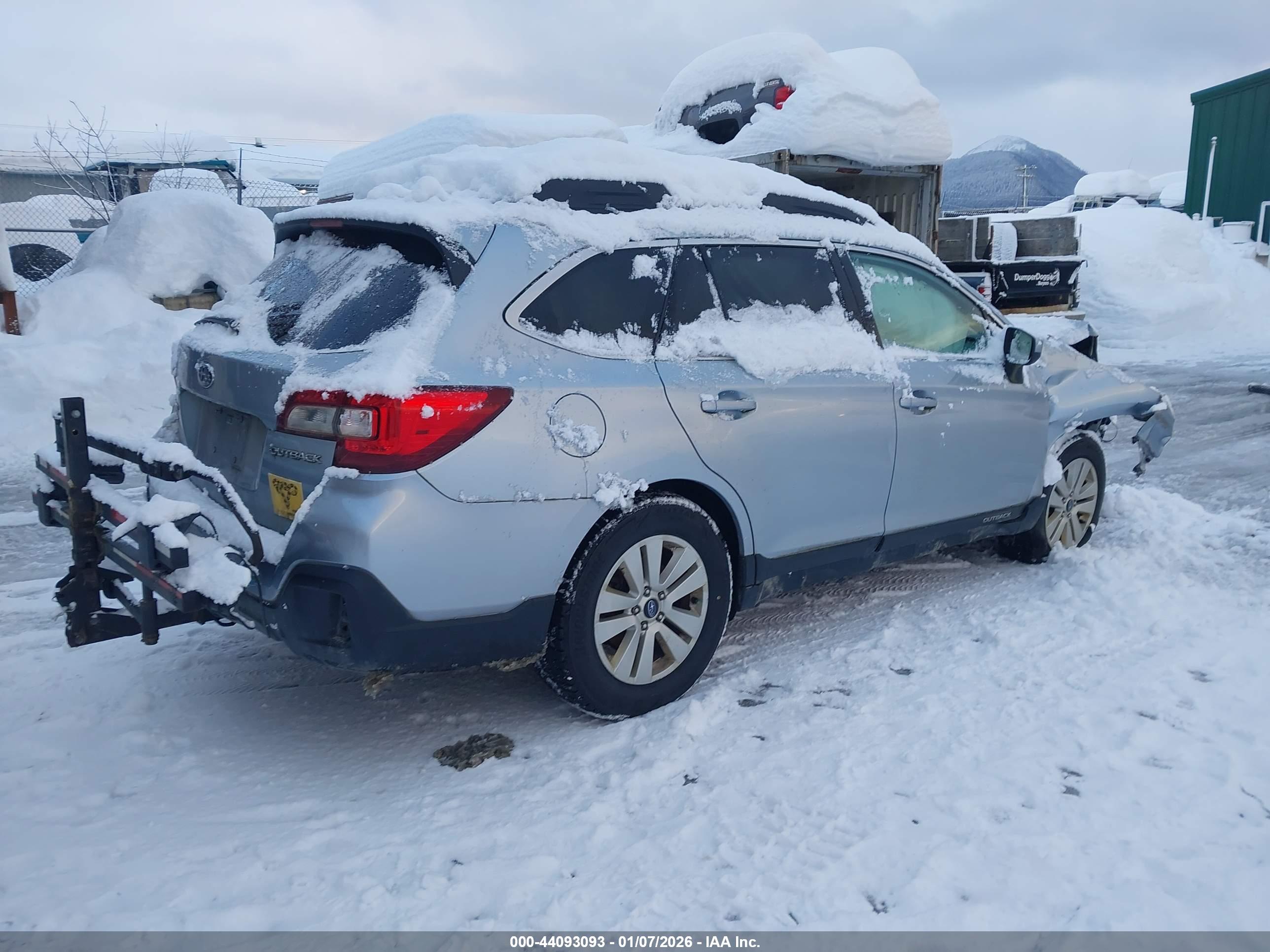 SUBARU OUTBACK image 4
