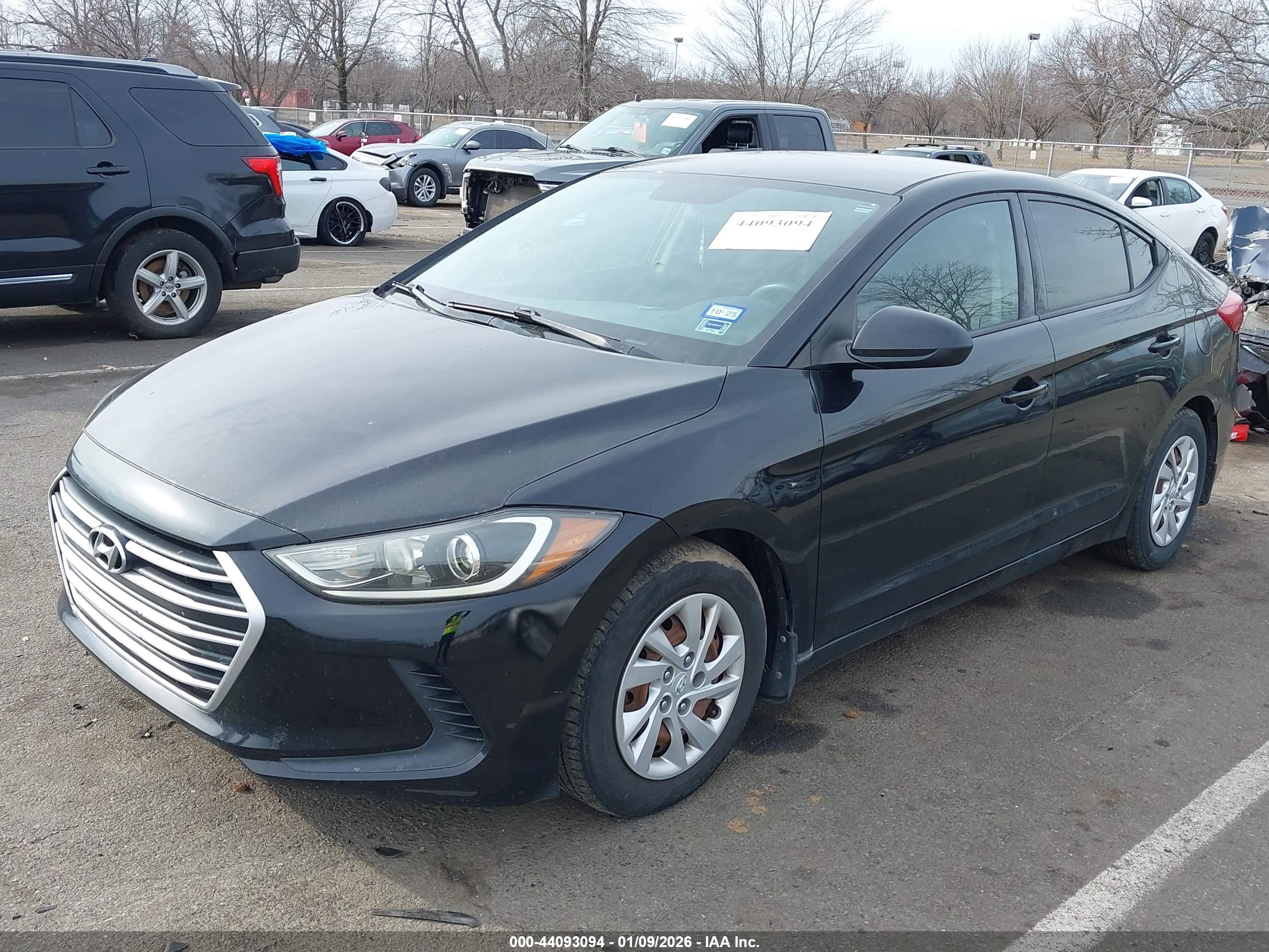 HYUNDAI ELANTRA image 2