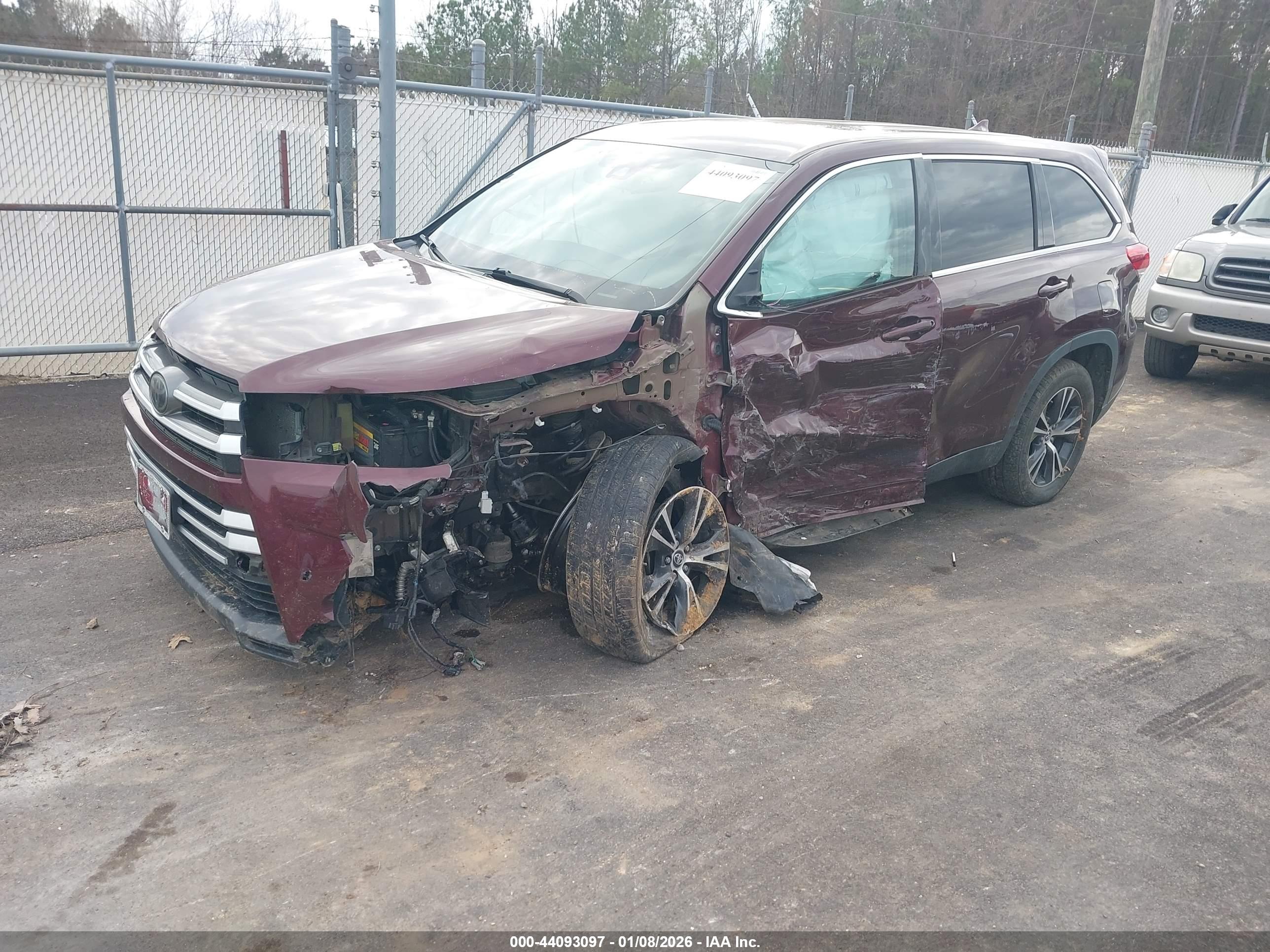 TOYOTA HIGHLANDER image 2