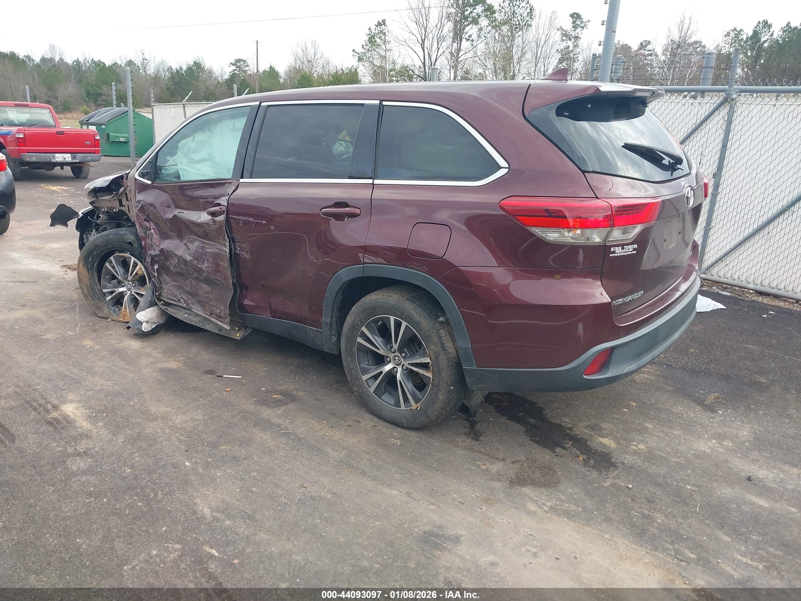TOYOTA HIGHLANDER image 3