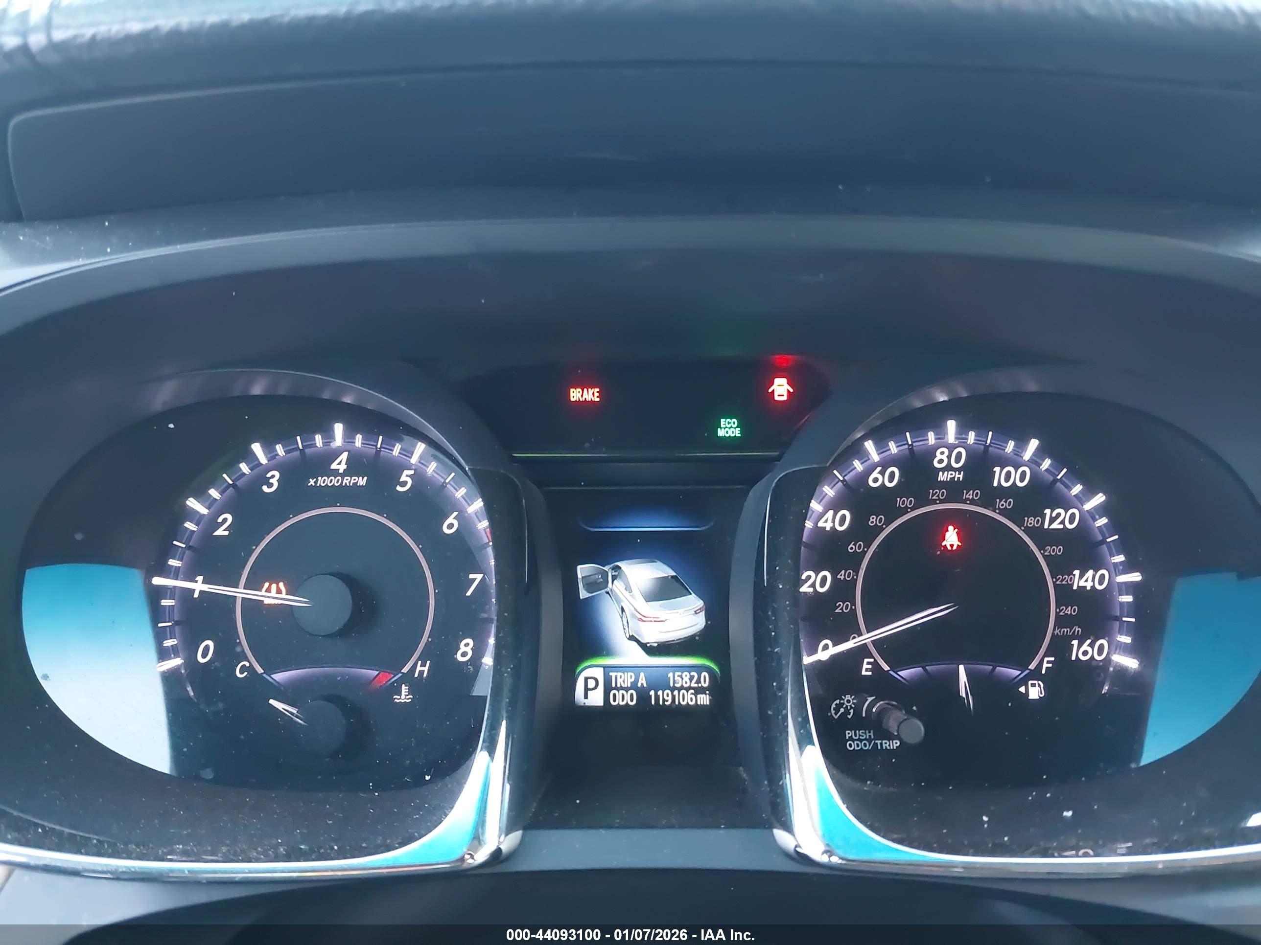 TOYOTA AVALON image 7