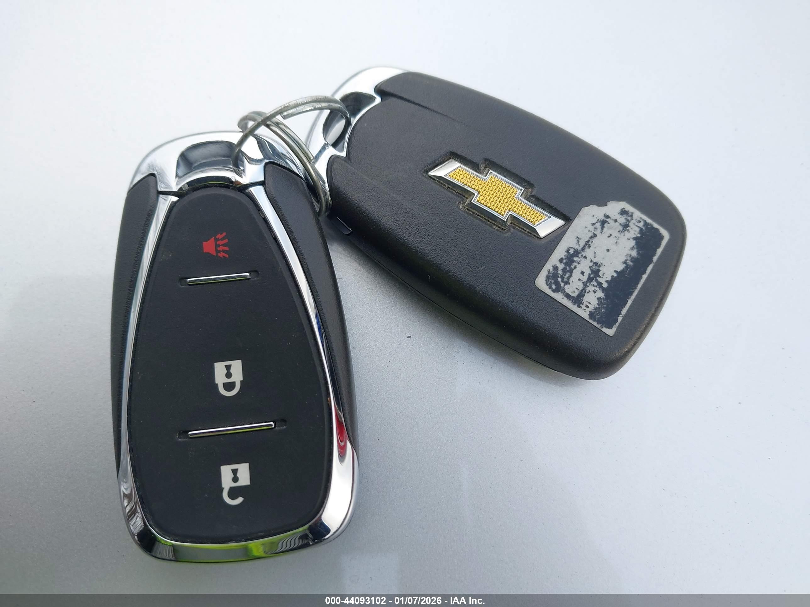 CHEVROLET EQUINOX image 11