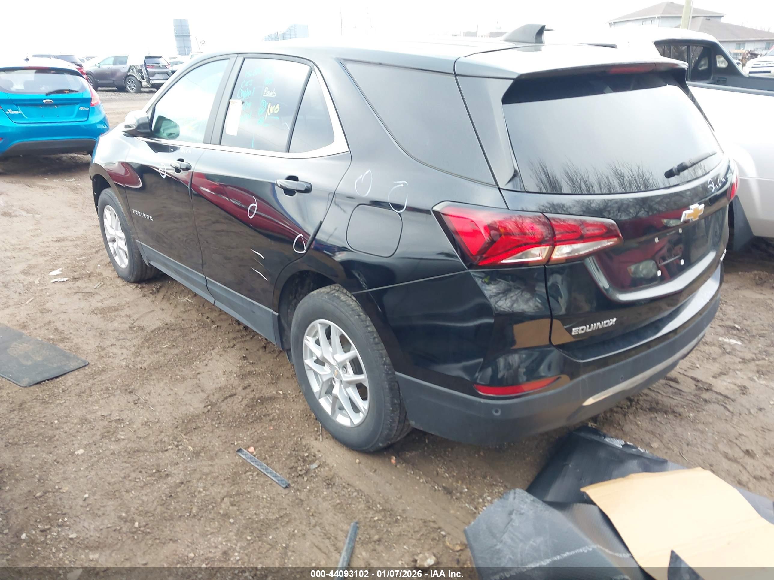 CHEVROLET EQUINOX image 3