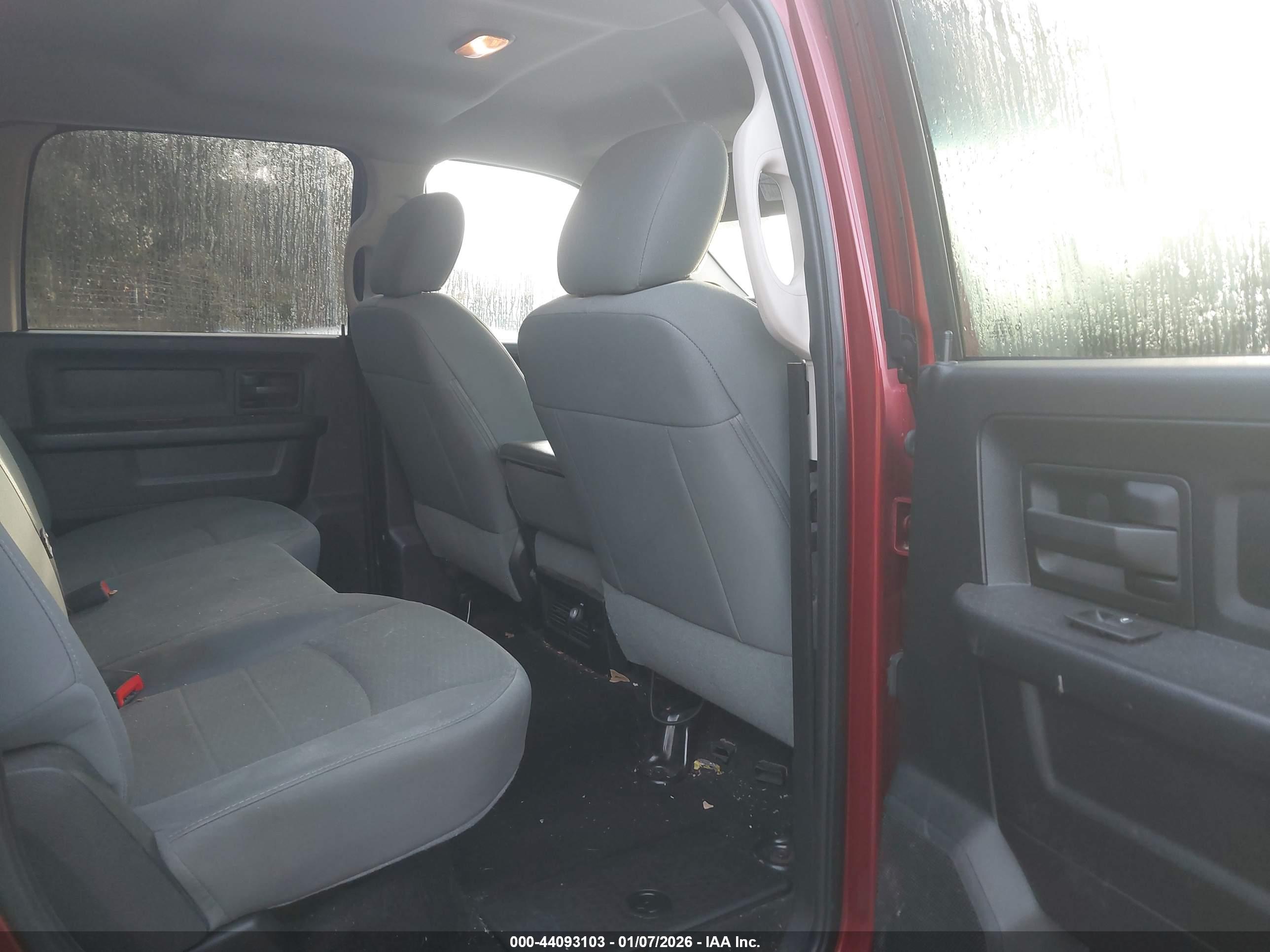 RAM 2500 image 8