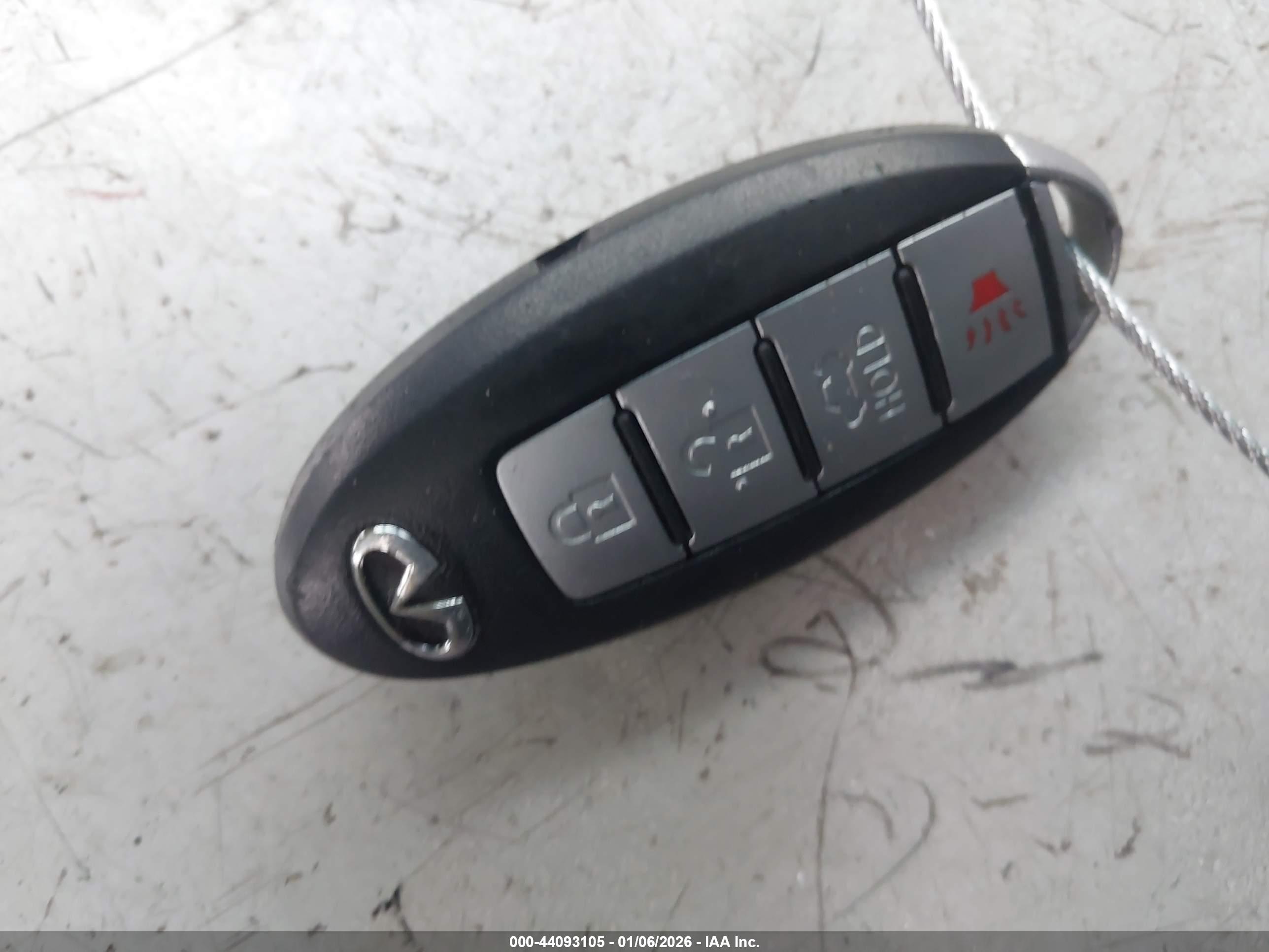 INFINITI G37X image 11