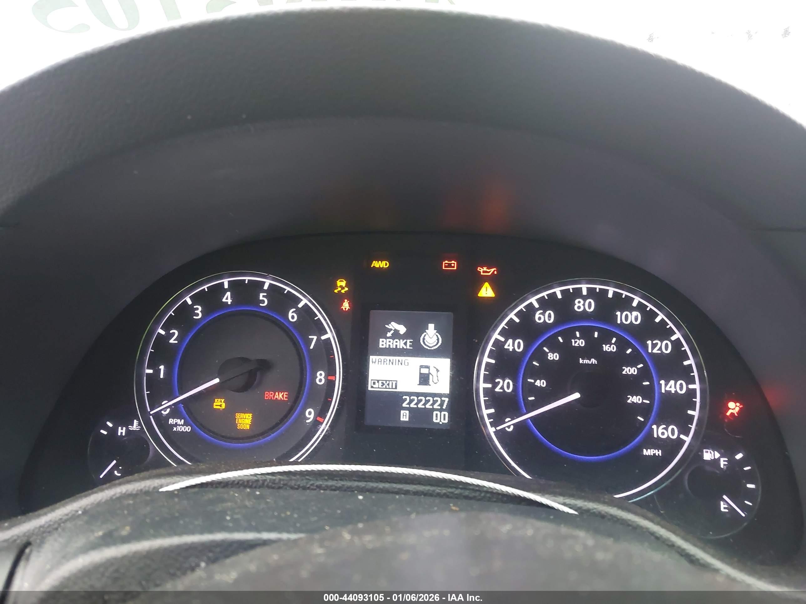 INFINITI G37X image 7