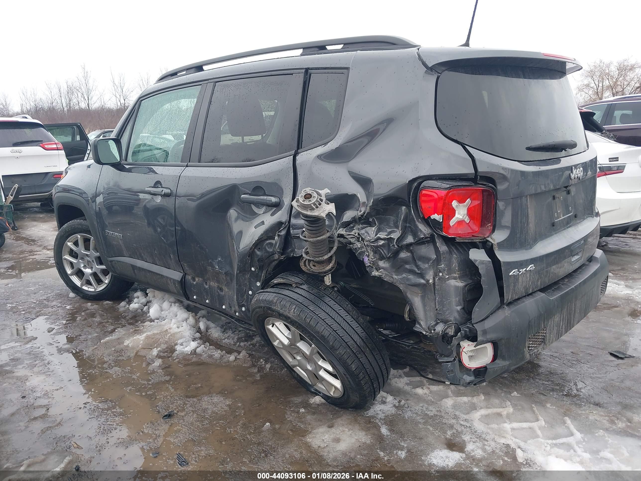 JEEP RENEGADE image 3