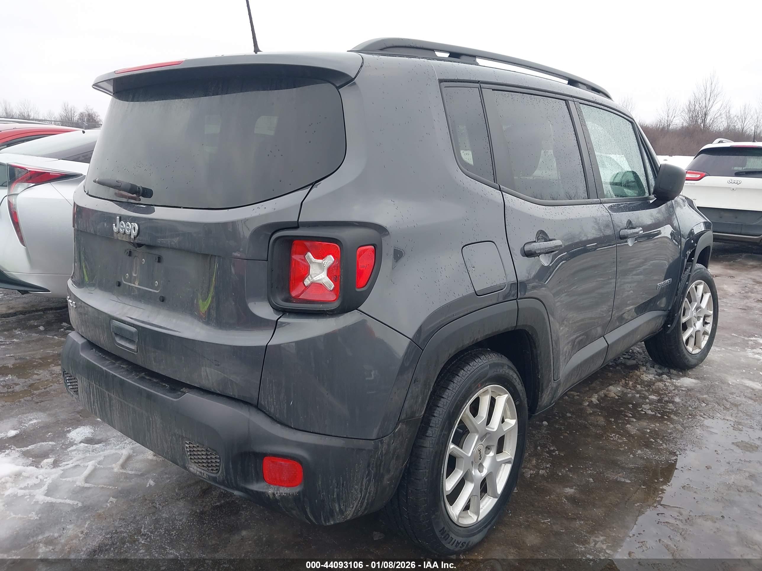 JEEP RENEGADE image 4