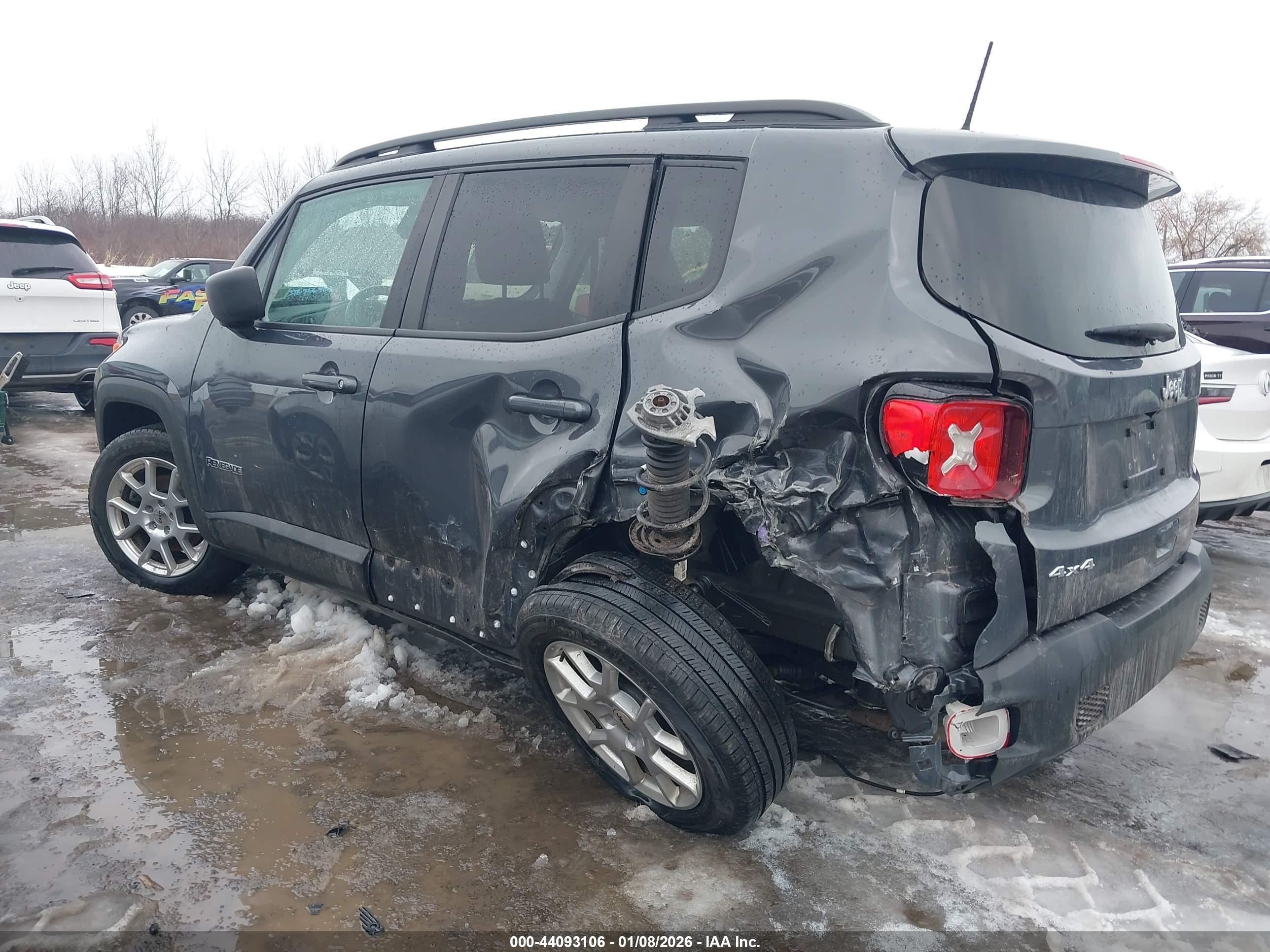 JEEP RENEGADE image 6