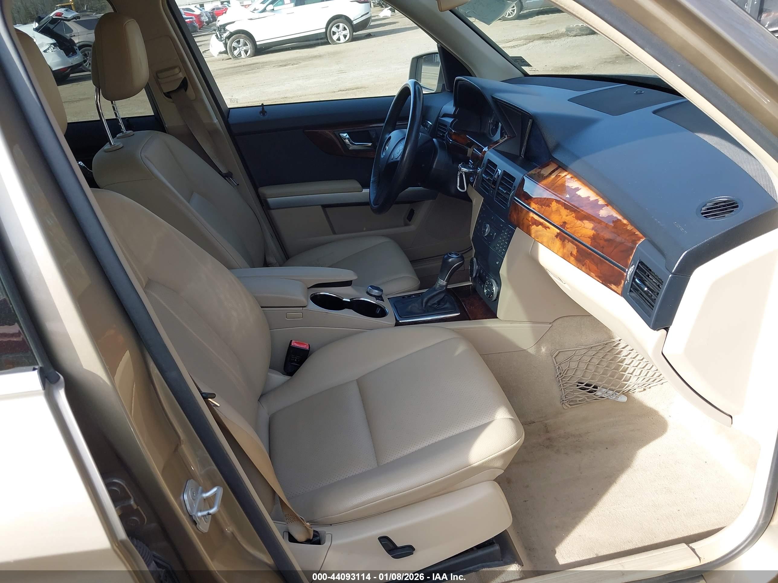 MERCEDES-BENZ GLK image 5