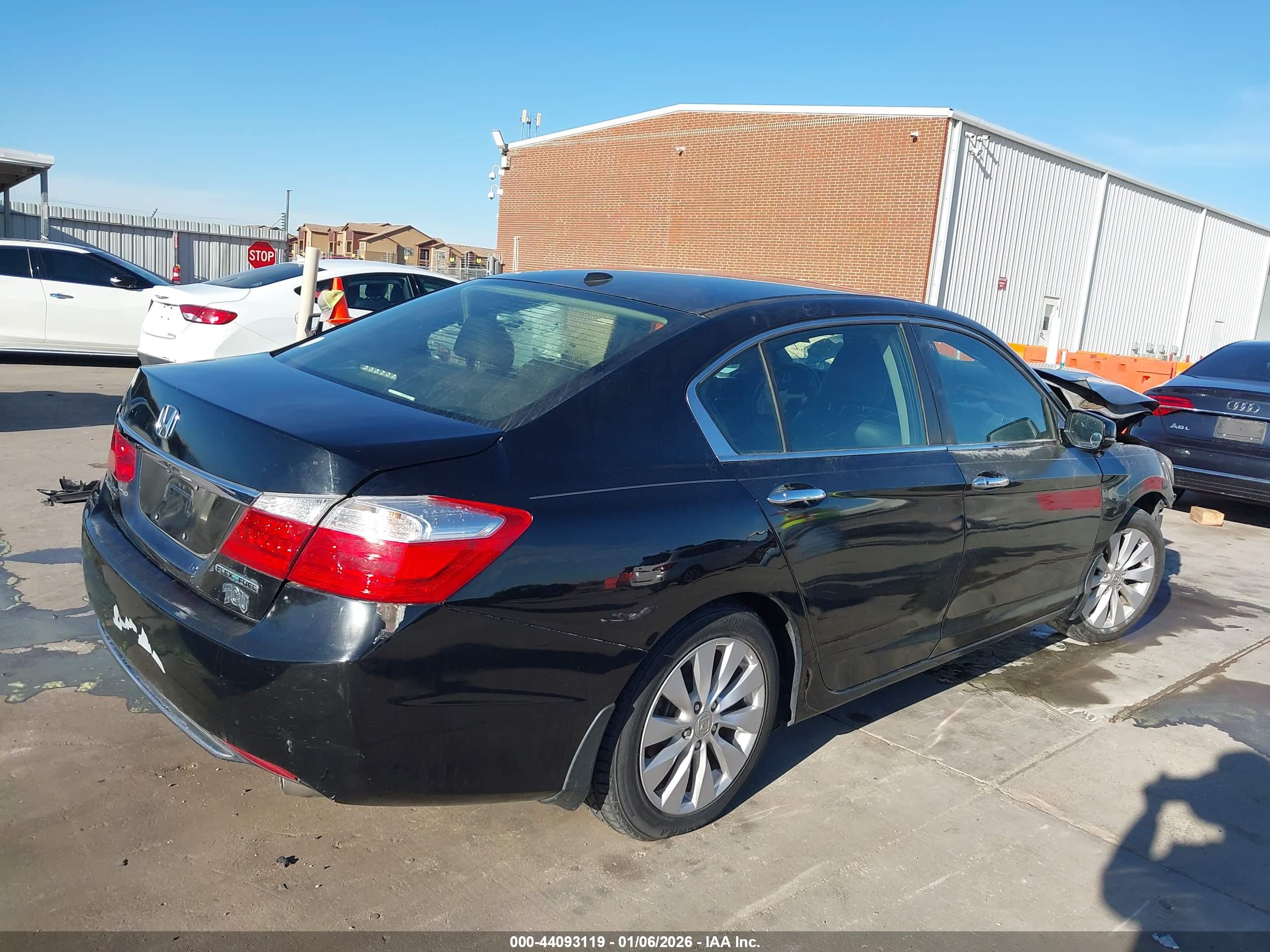 HONDA ACCORD image 4