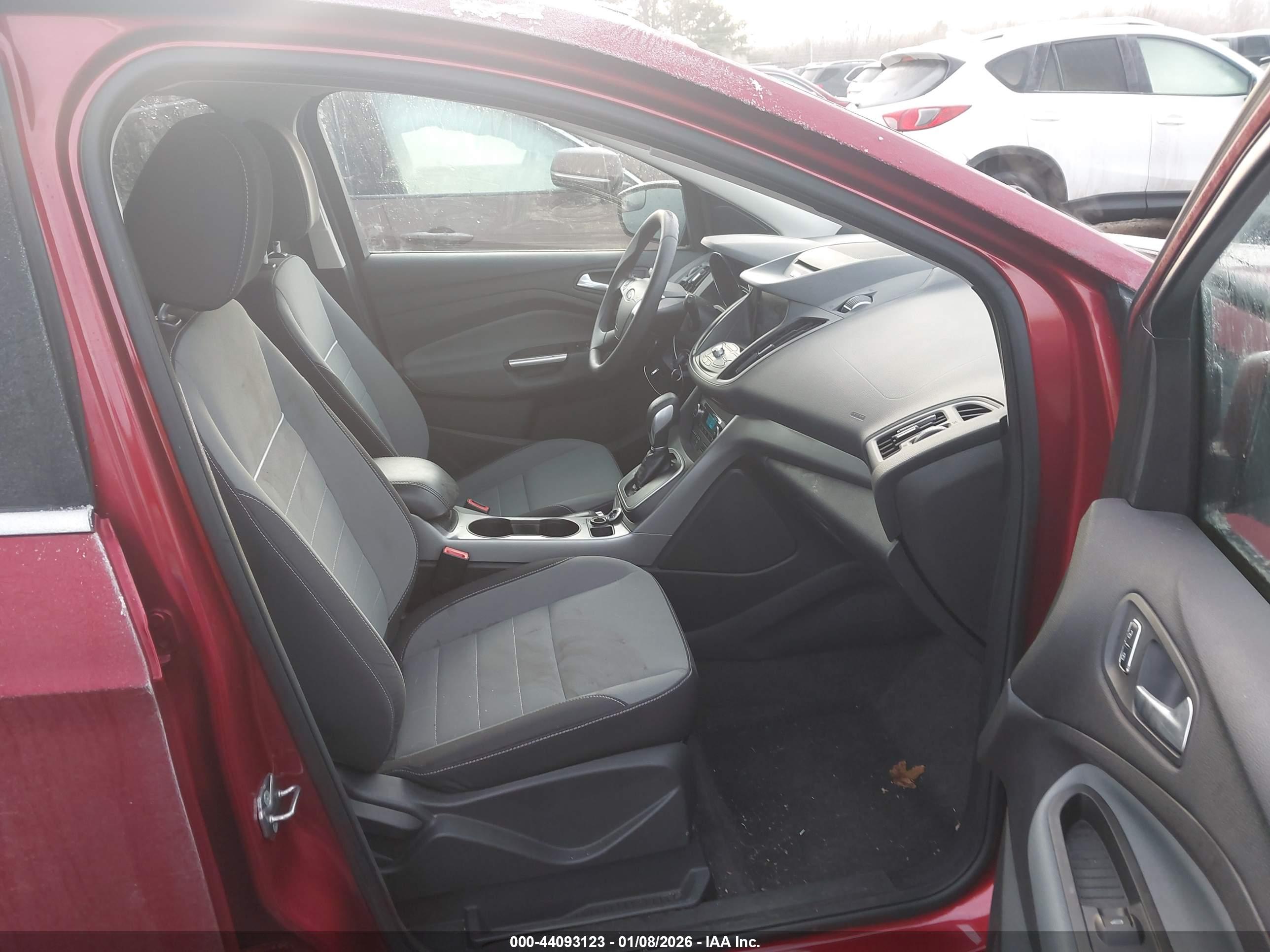 FORD ESCAPE image 5