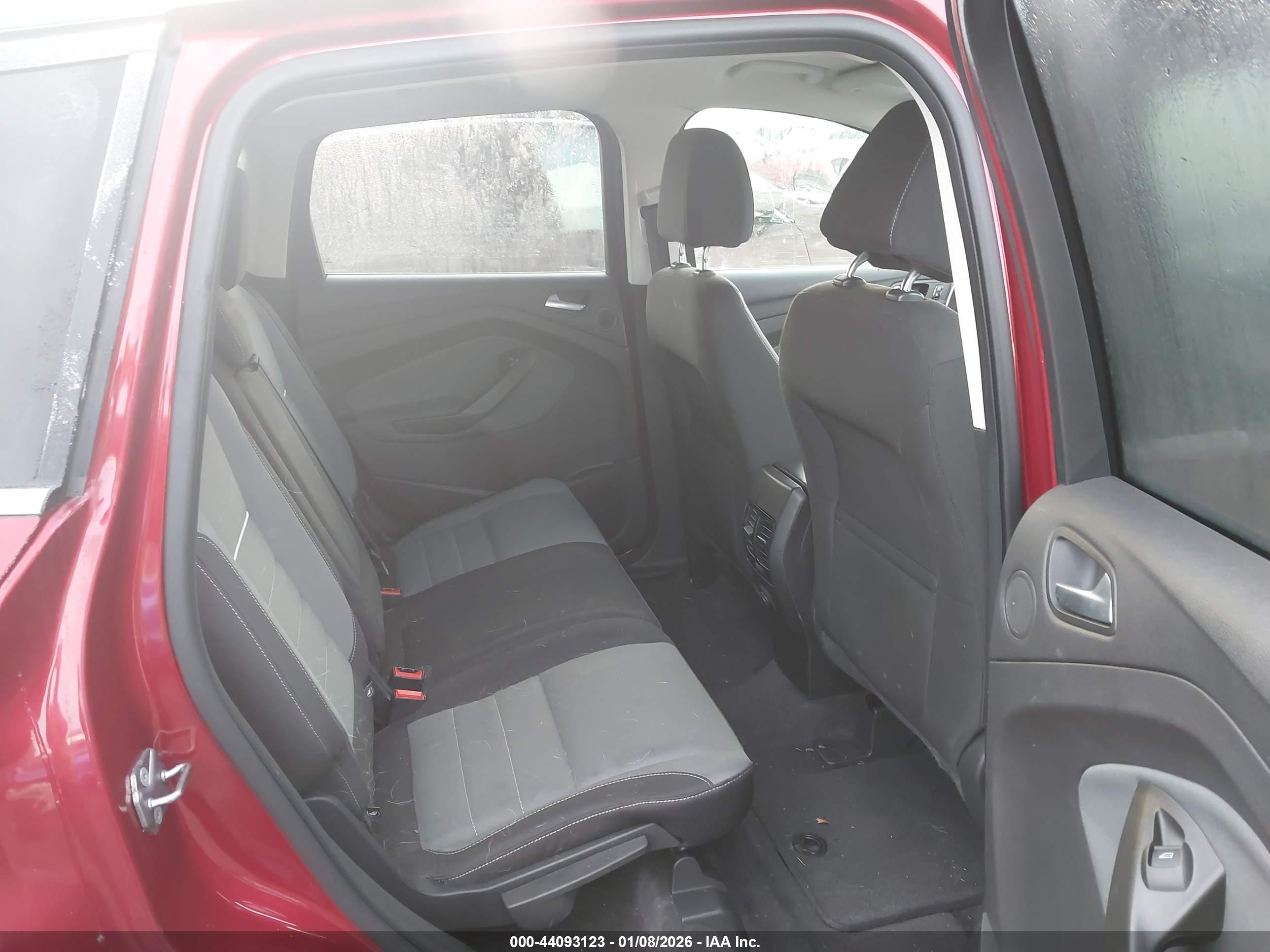 FORD ESCAPE image 8