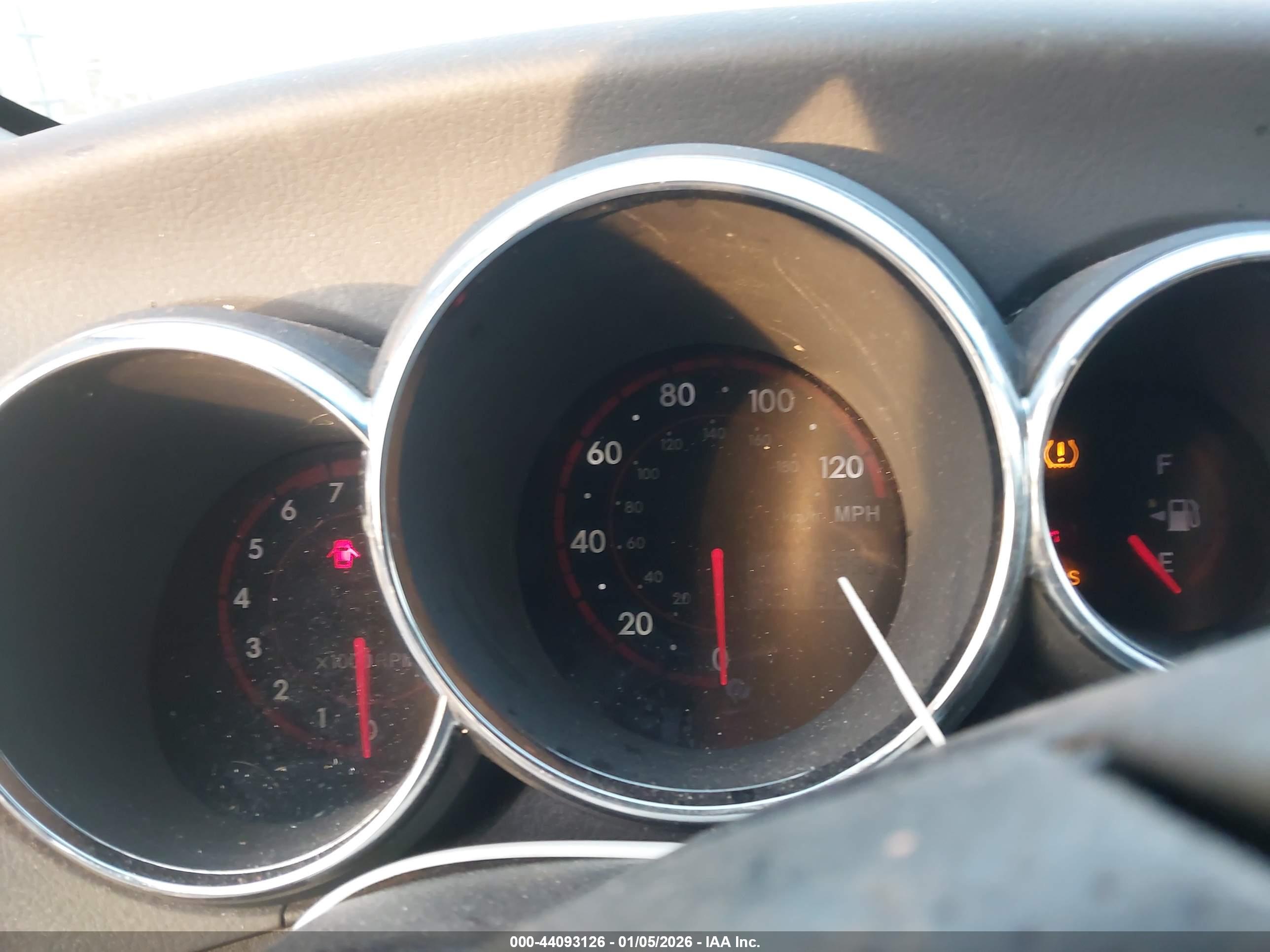 PONTIAC VIBE image 7