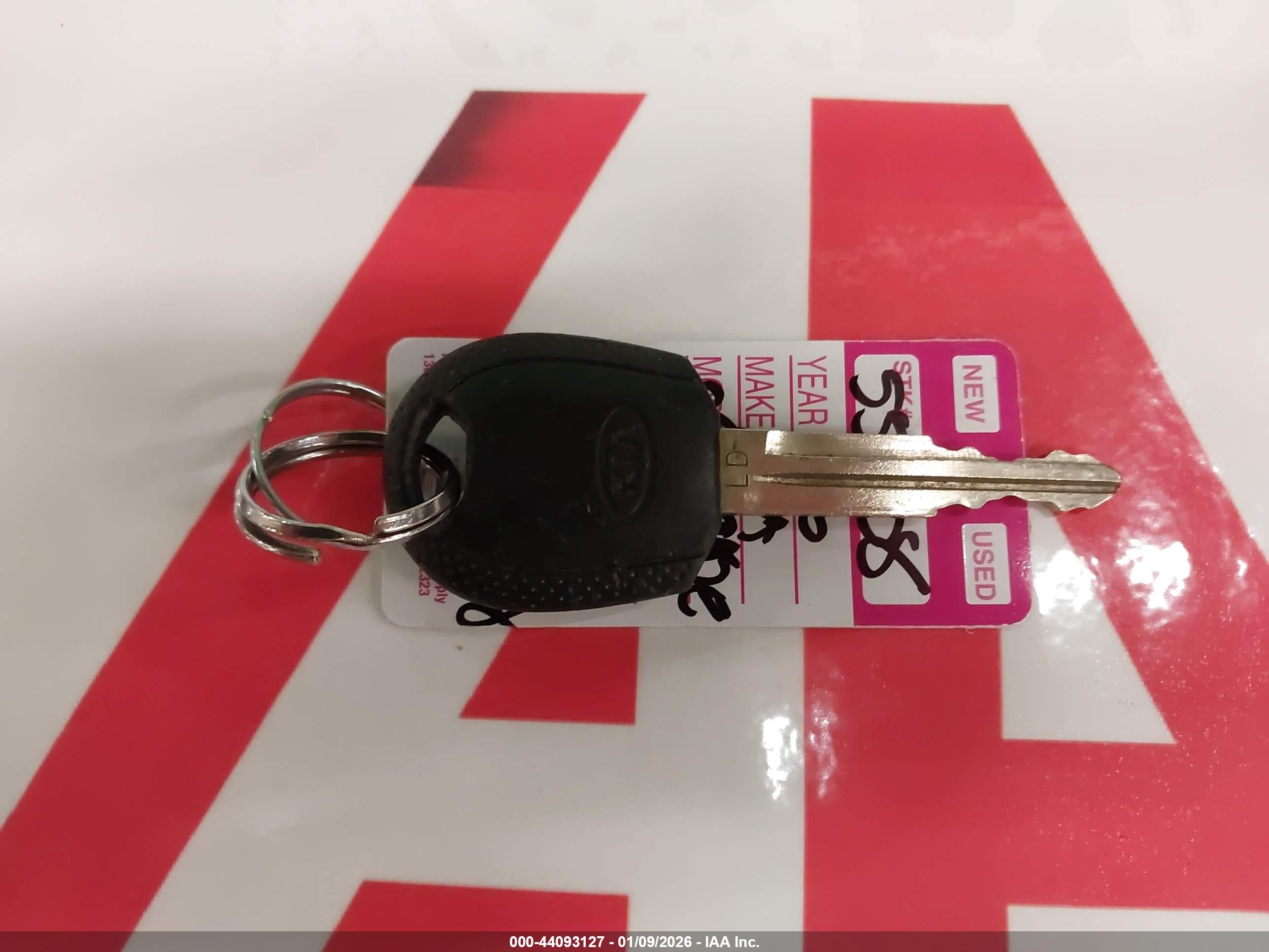 KIA SPORTAGE image 11