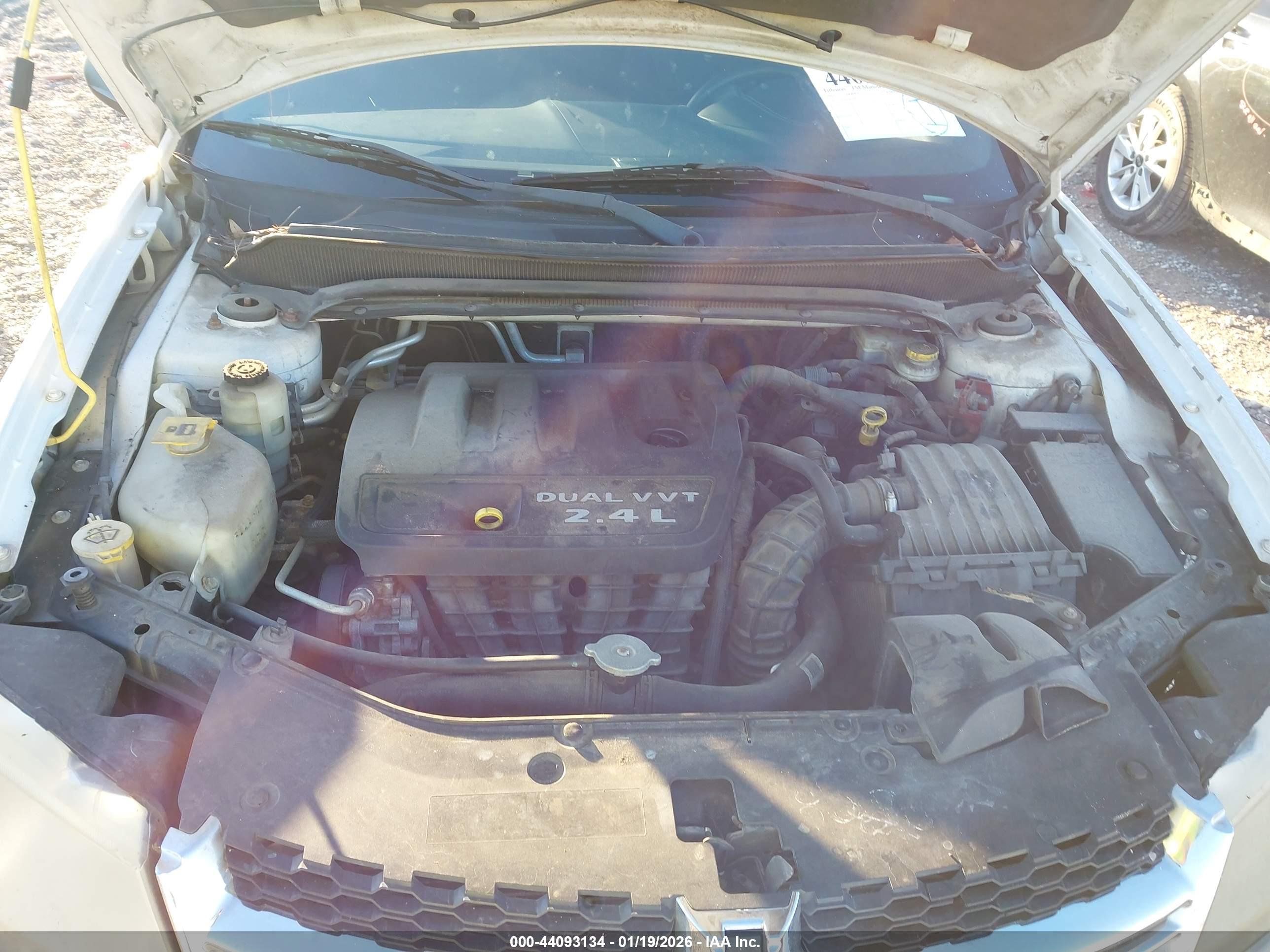 DODGE AVENGER image 10