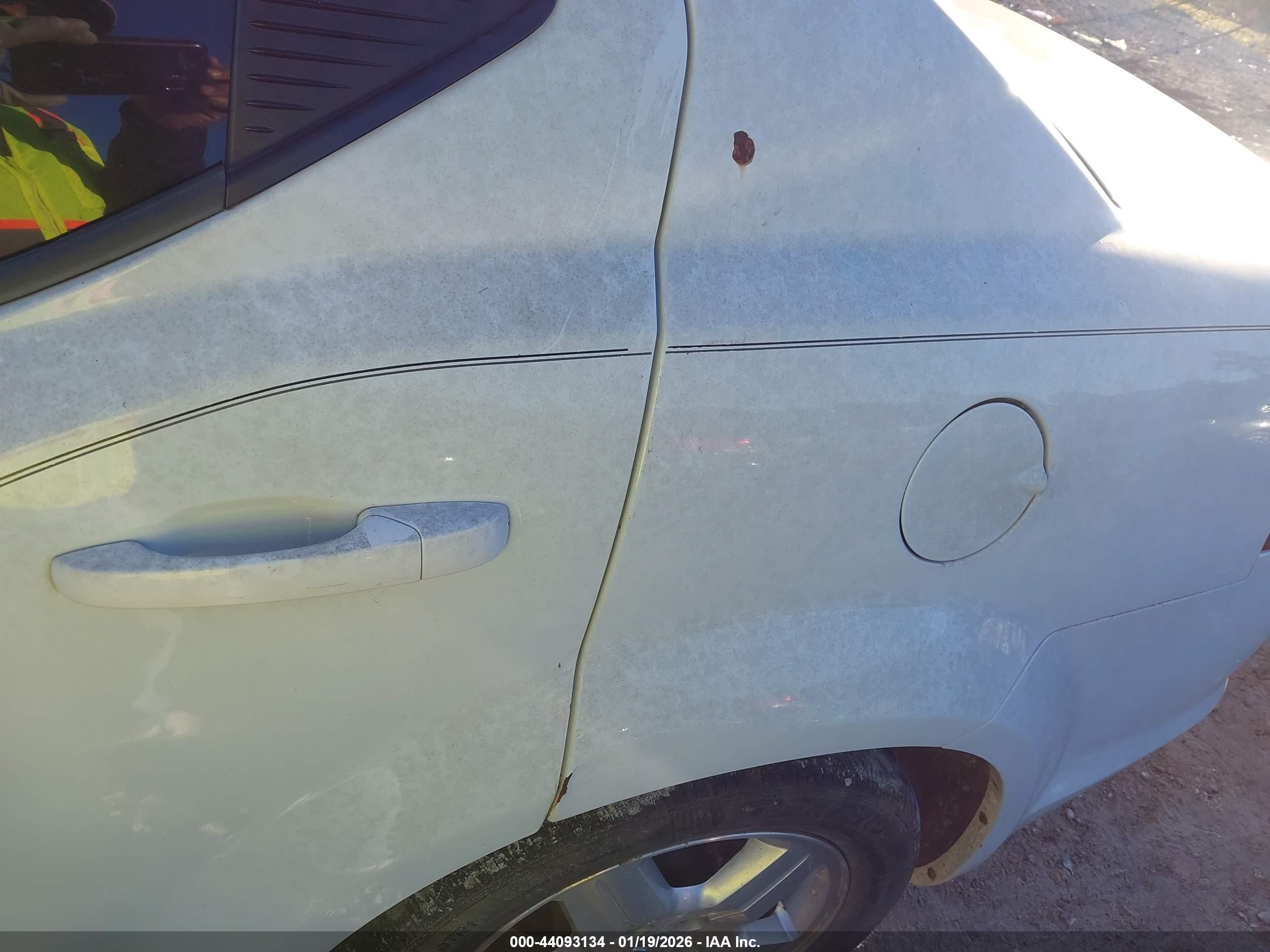 DODGE AVENGER image 6