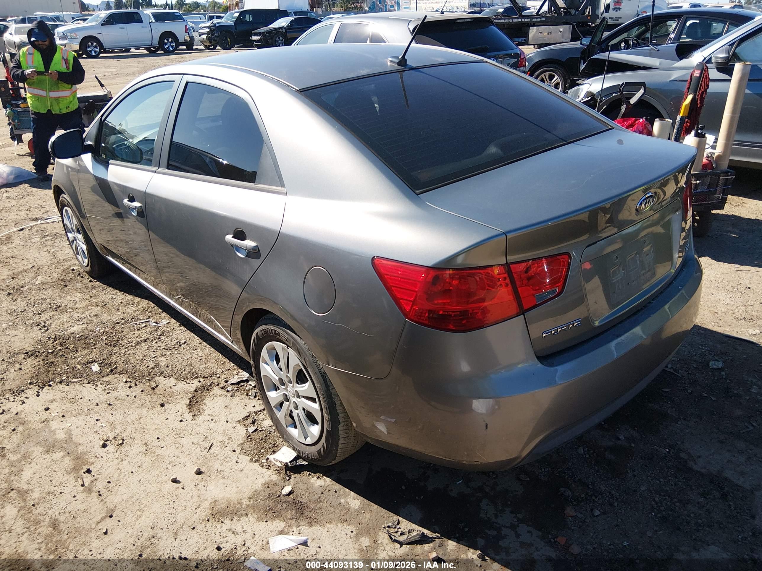 KIA FORTE image 3