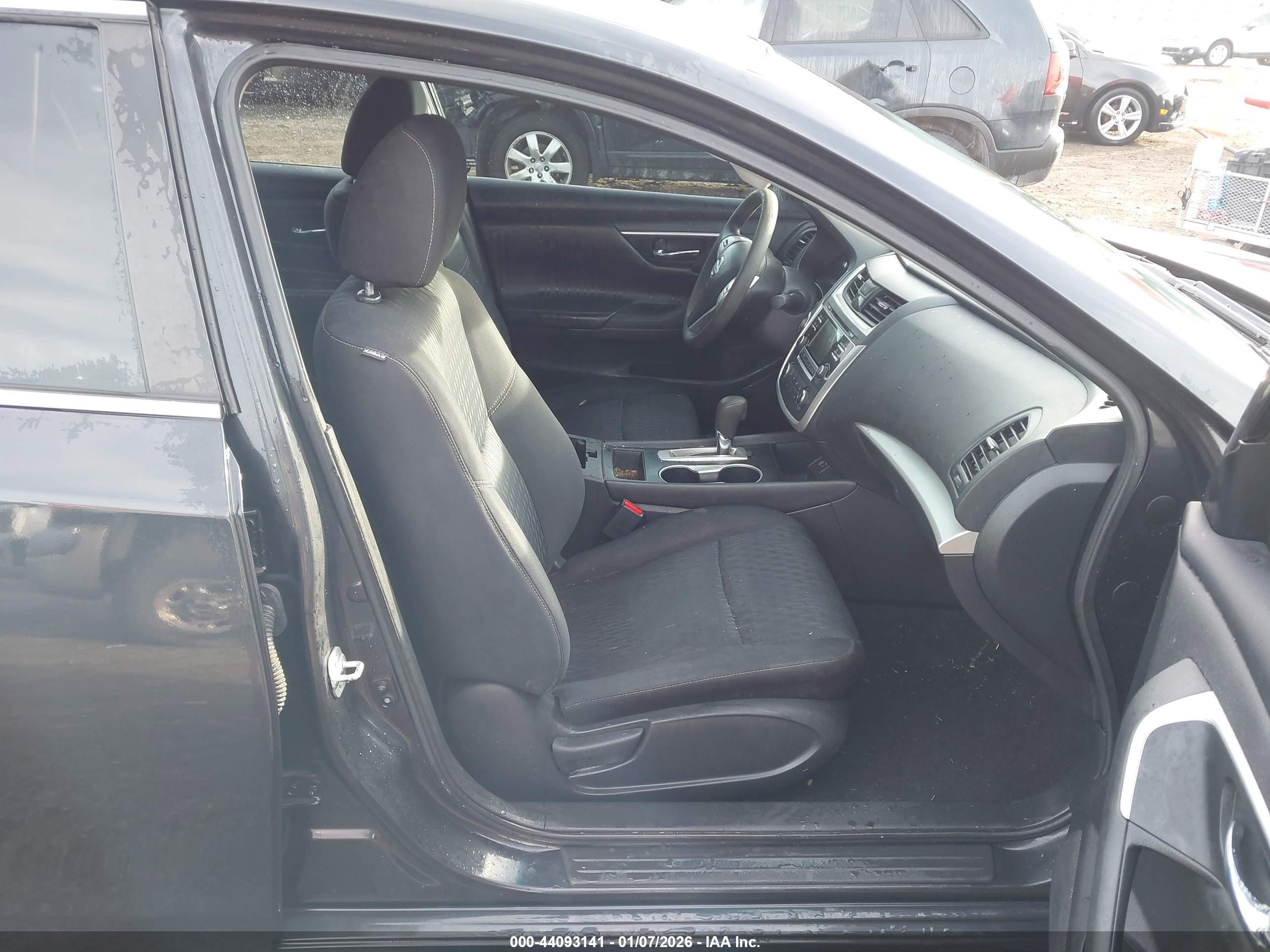 NISSAN ALTIMA image 5