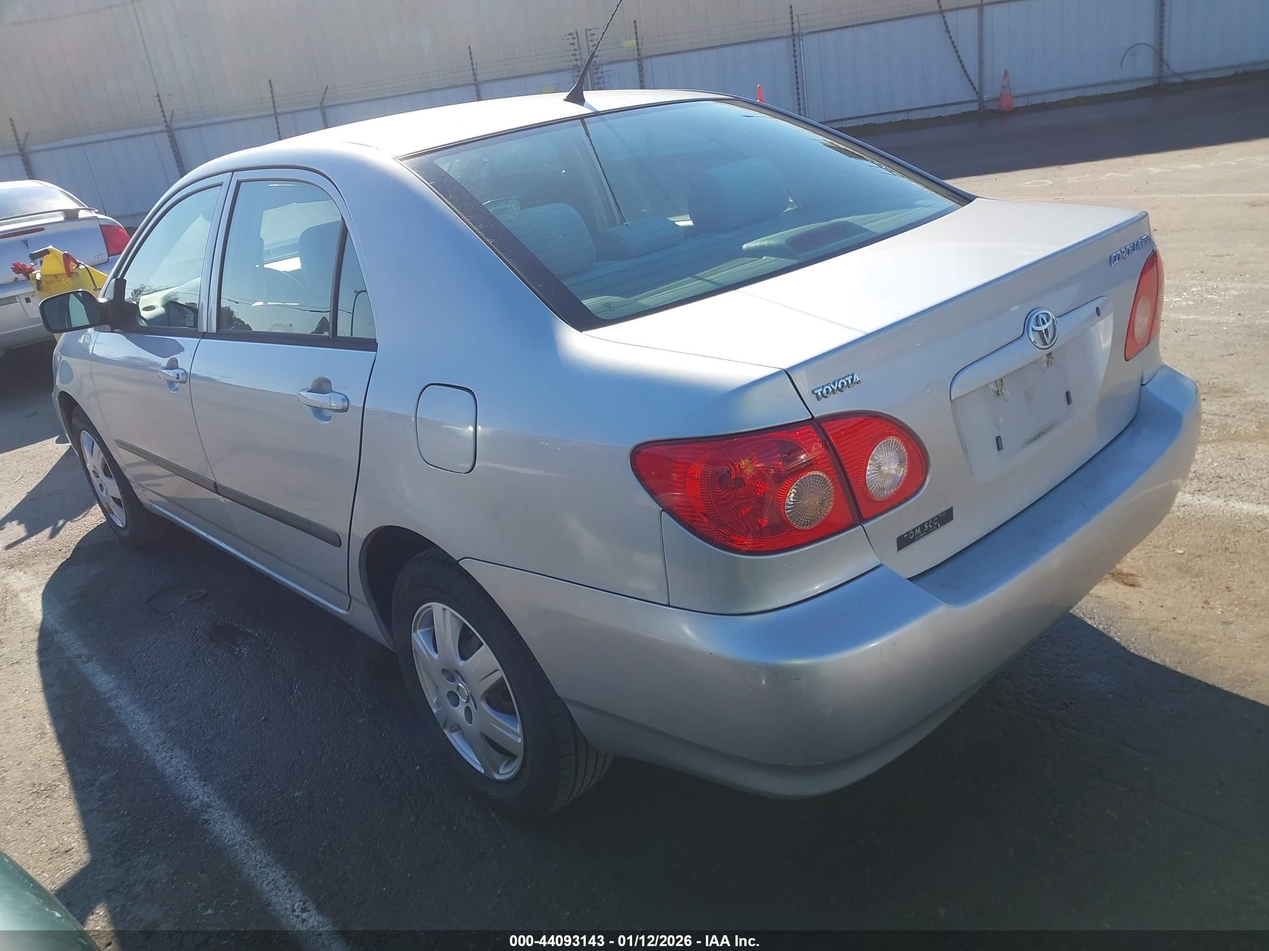 TOYOTA COROLLA image 3