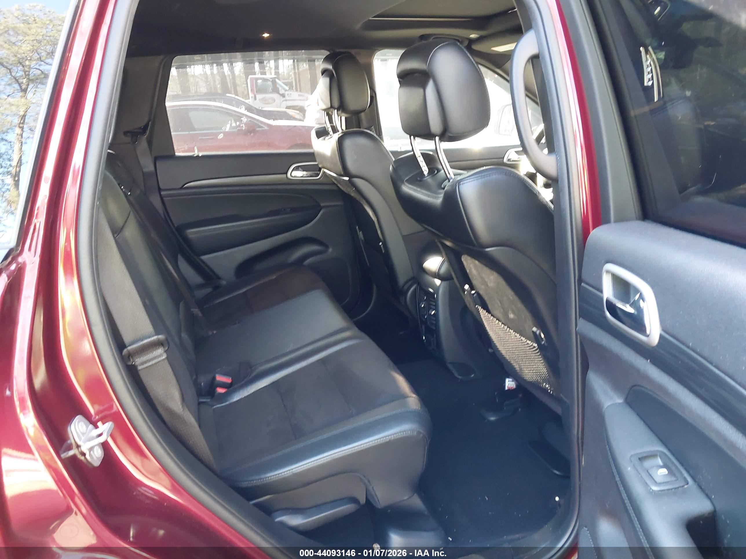 JEEP GRAND image 8