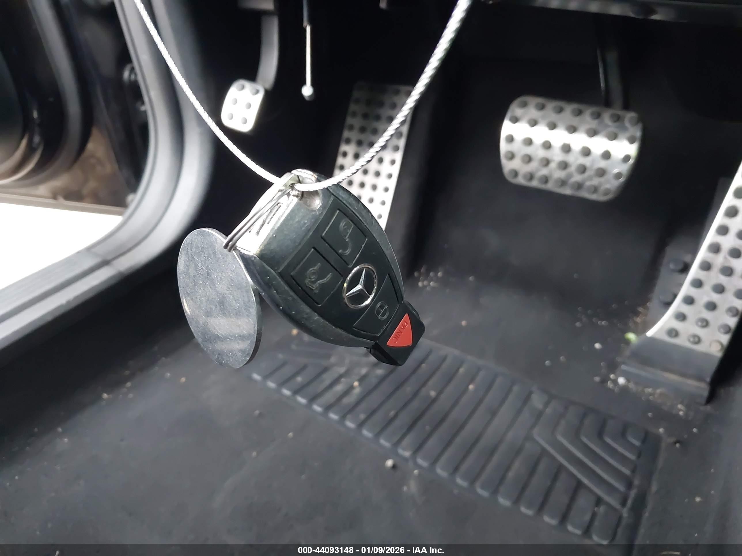 MERCEDES-BENZ CLS image 11