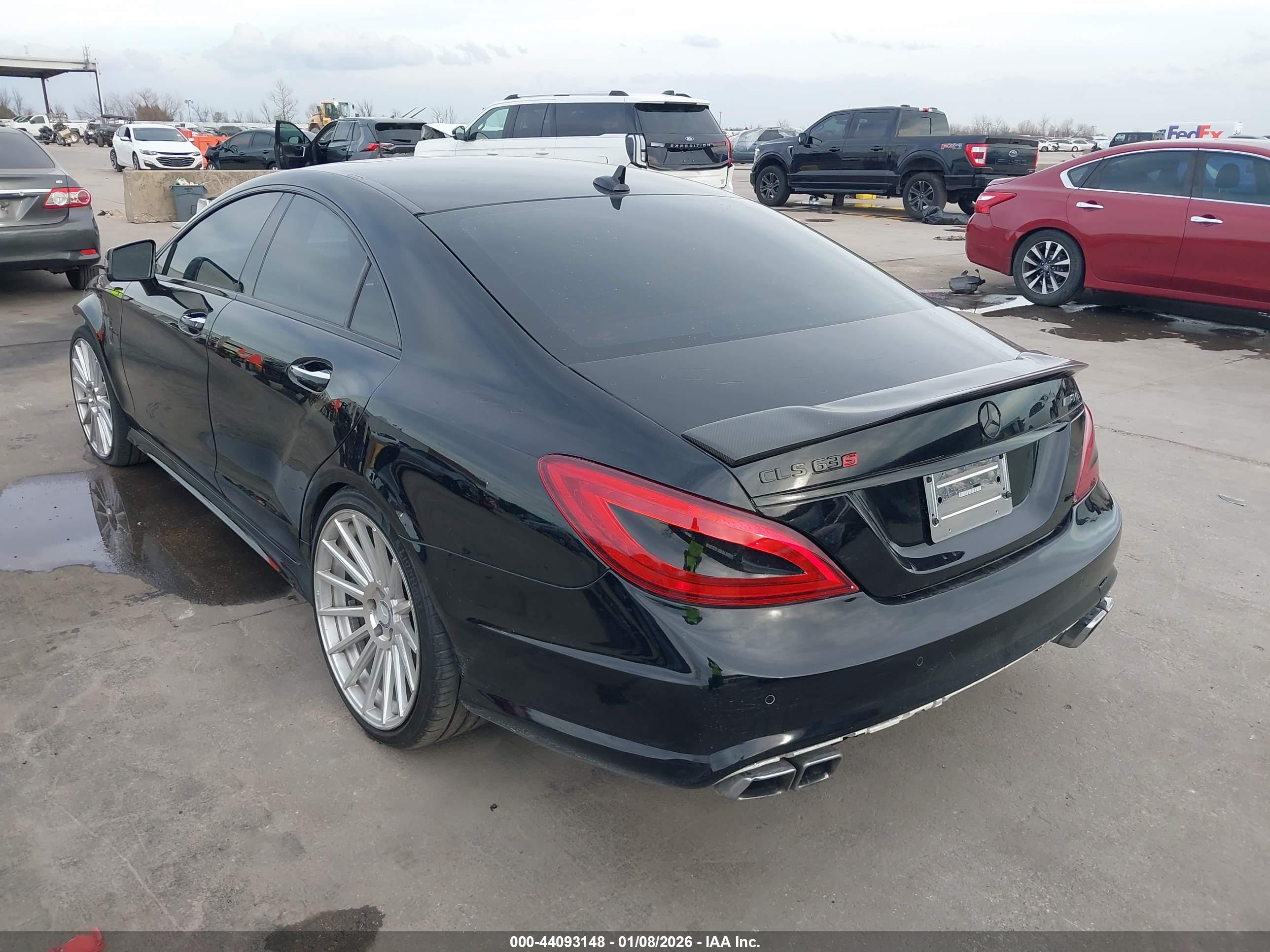 MERCEDES-BENZ CLS image 3
