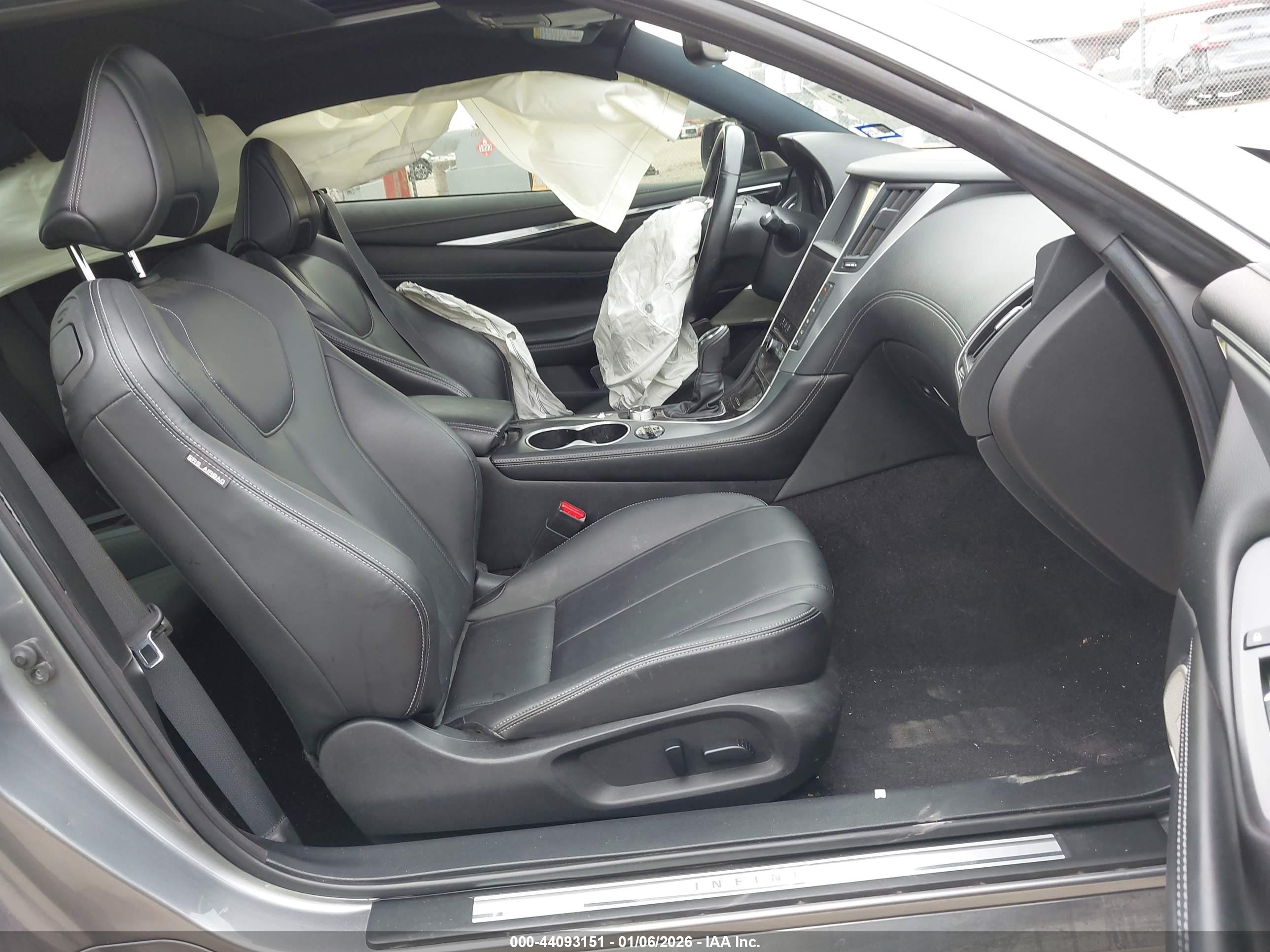 INFINITI Q60 image 5