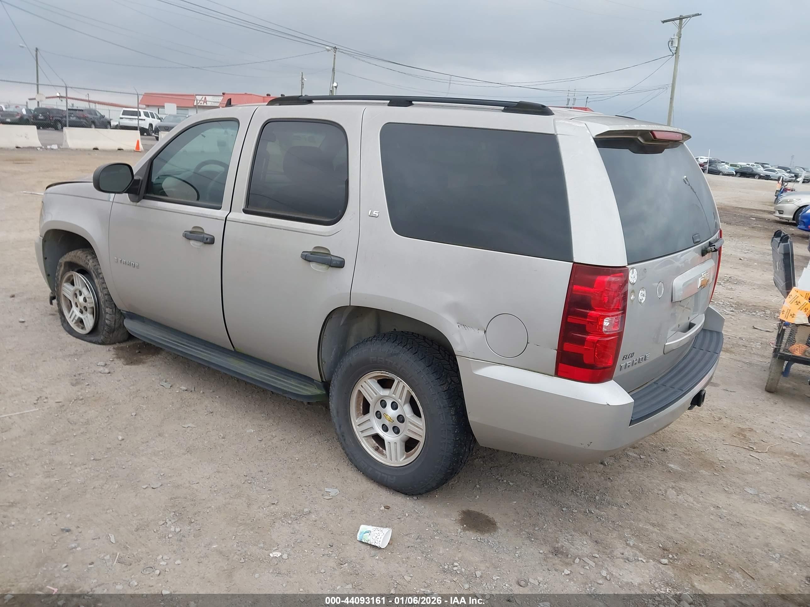 CHEVROLET TAHOE image 3