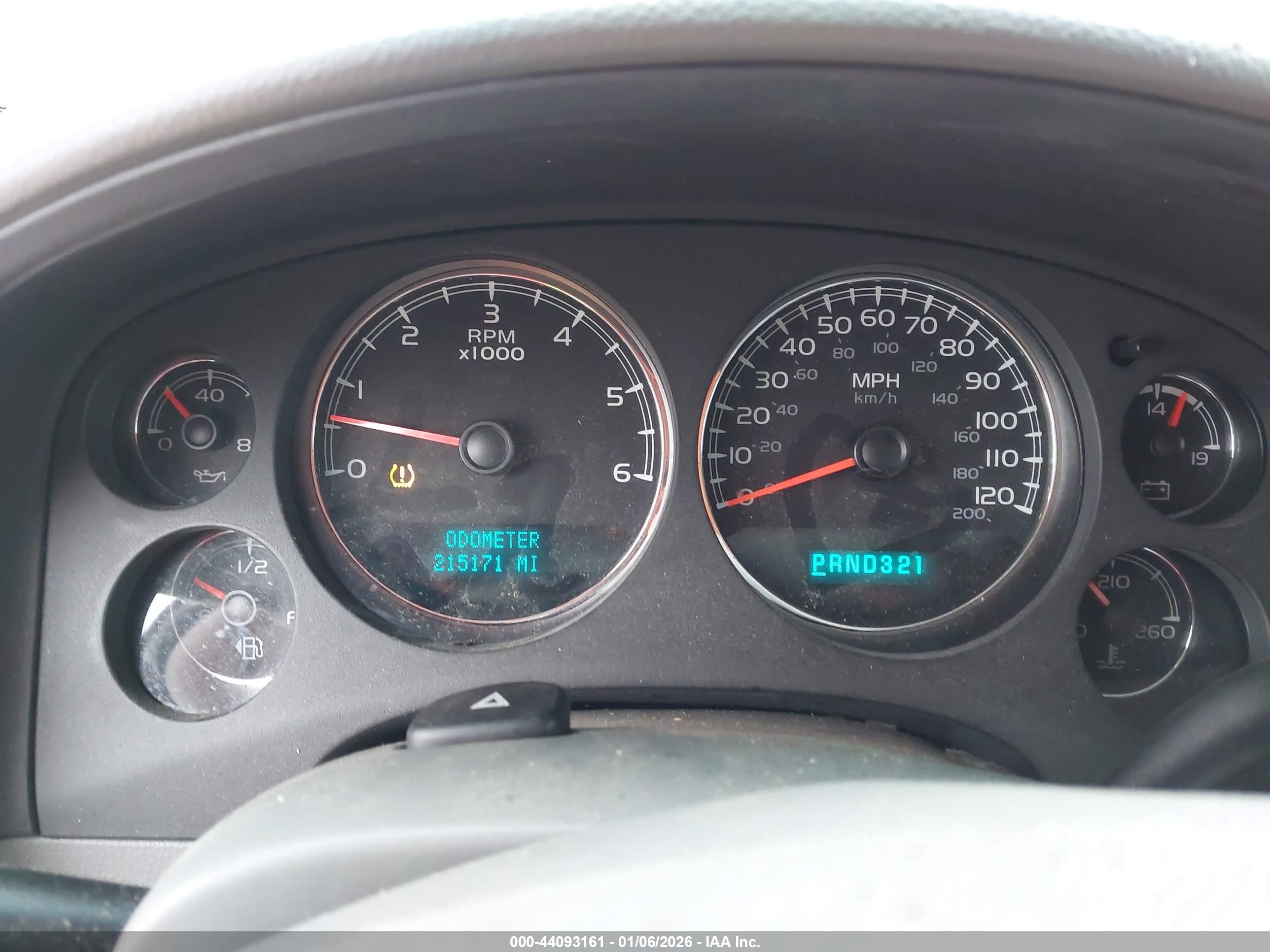CHEVROLET TAHOE image 7