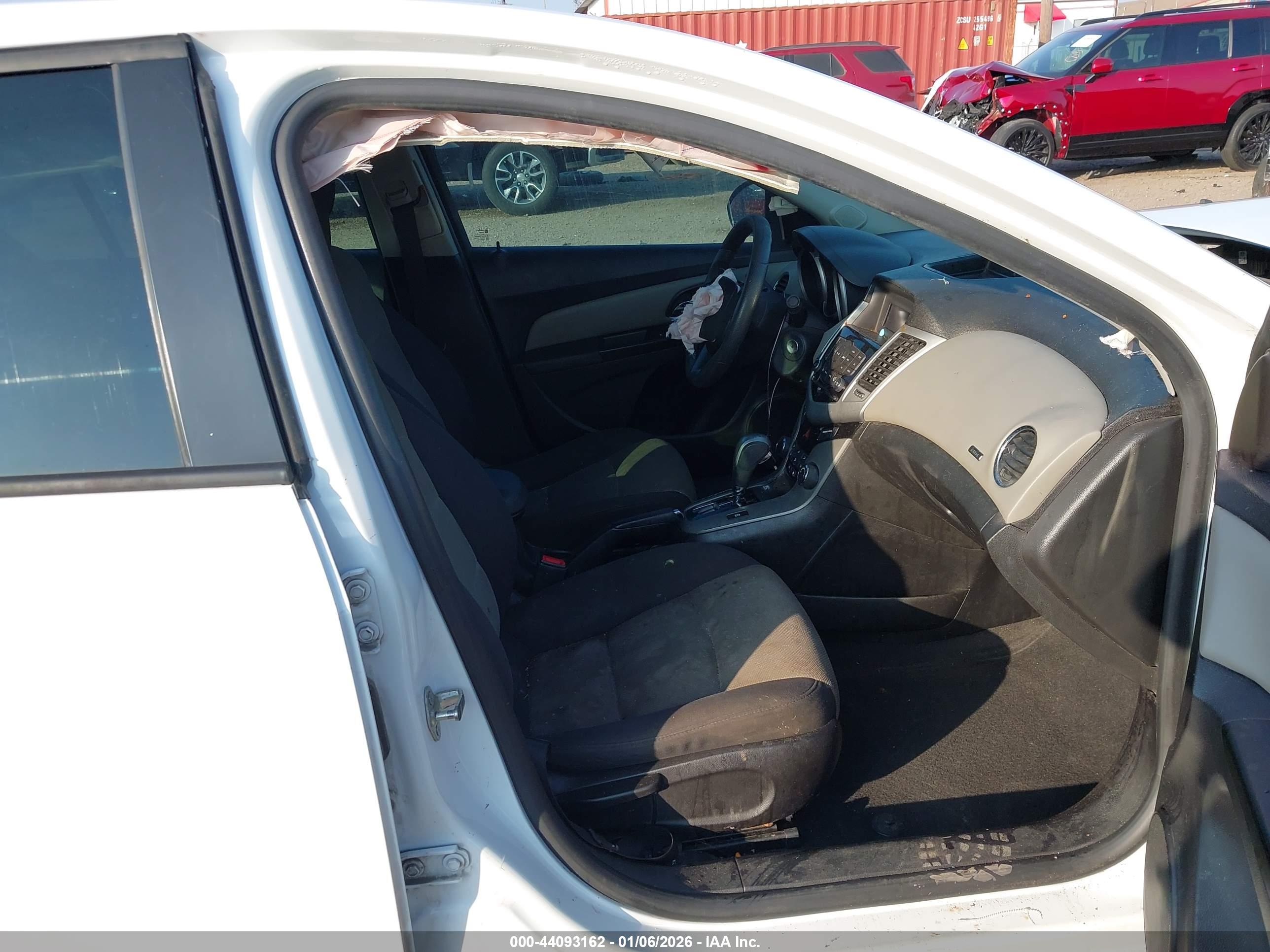 CHEVROLET CRUZE image 5