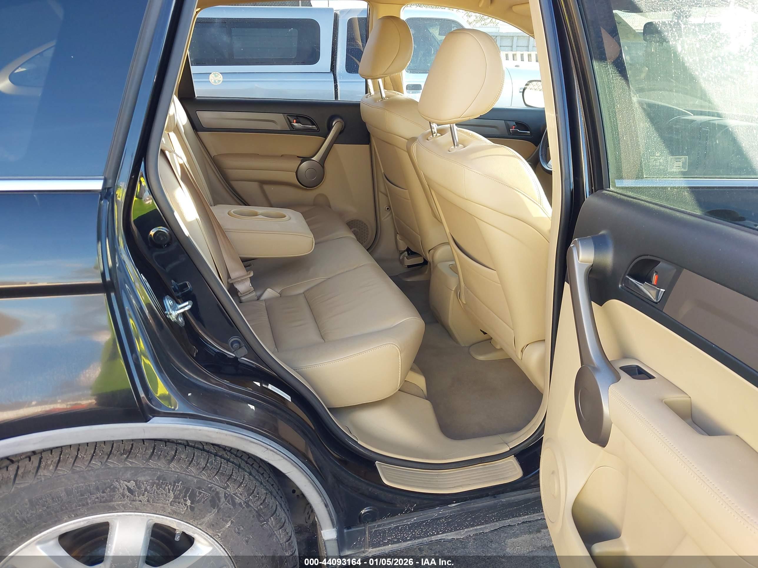HONDA CR-V image 8