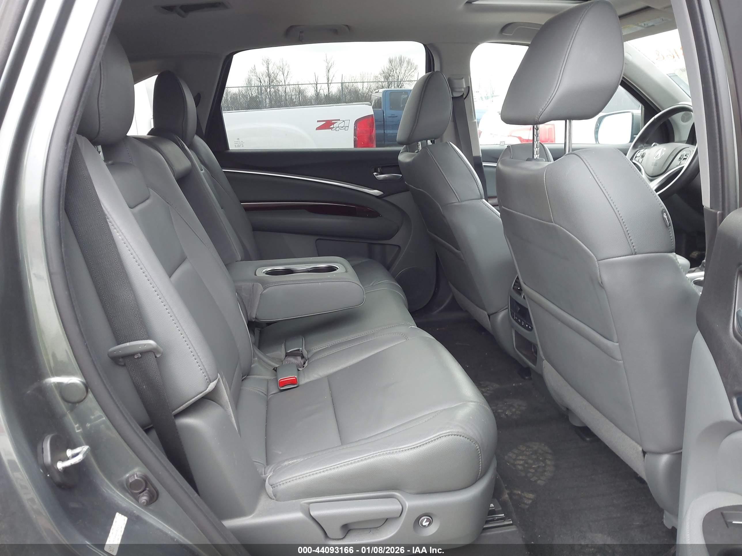 ACURA MDX image 8