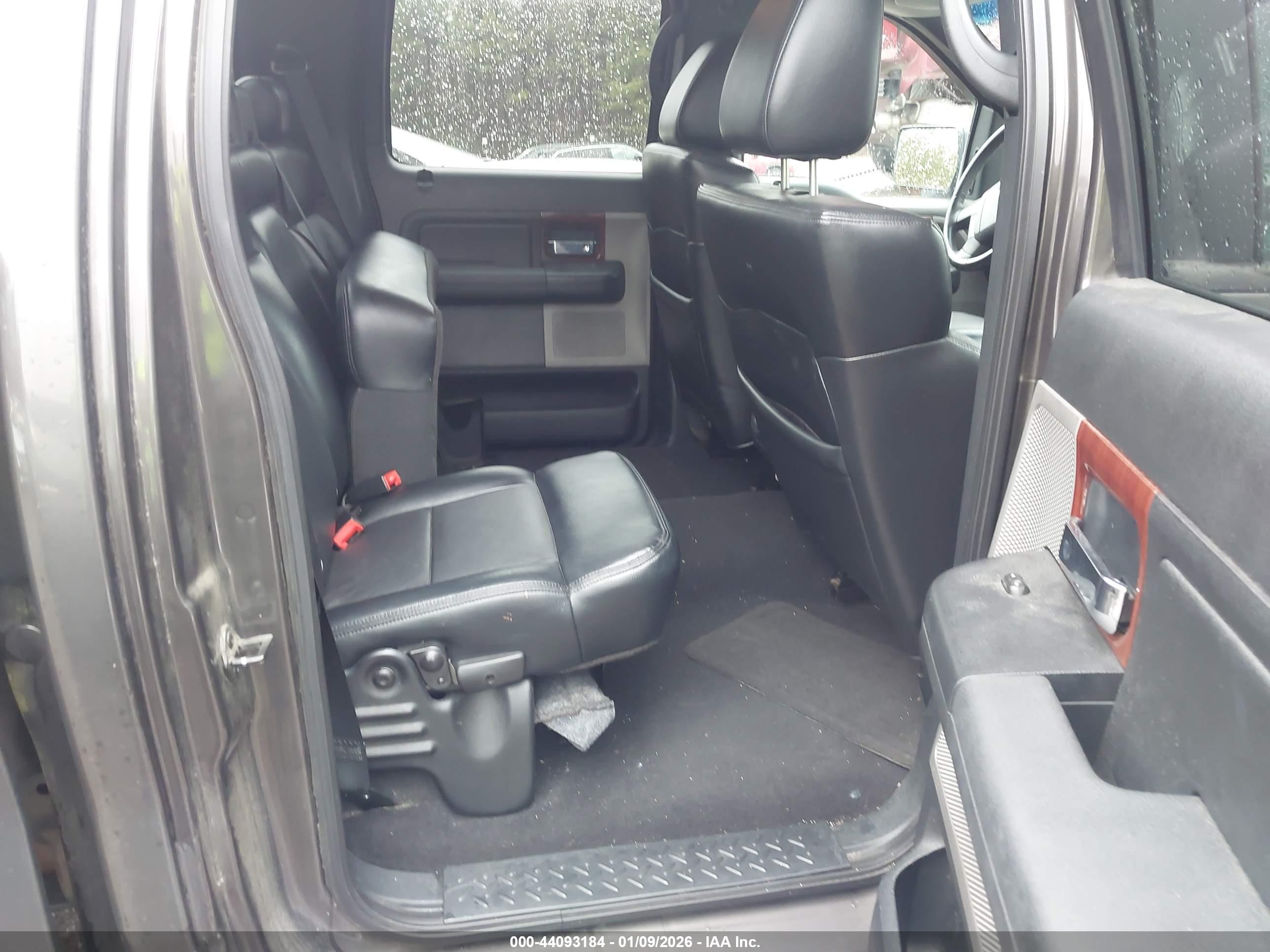 FORD F-150 image 8