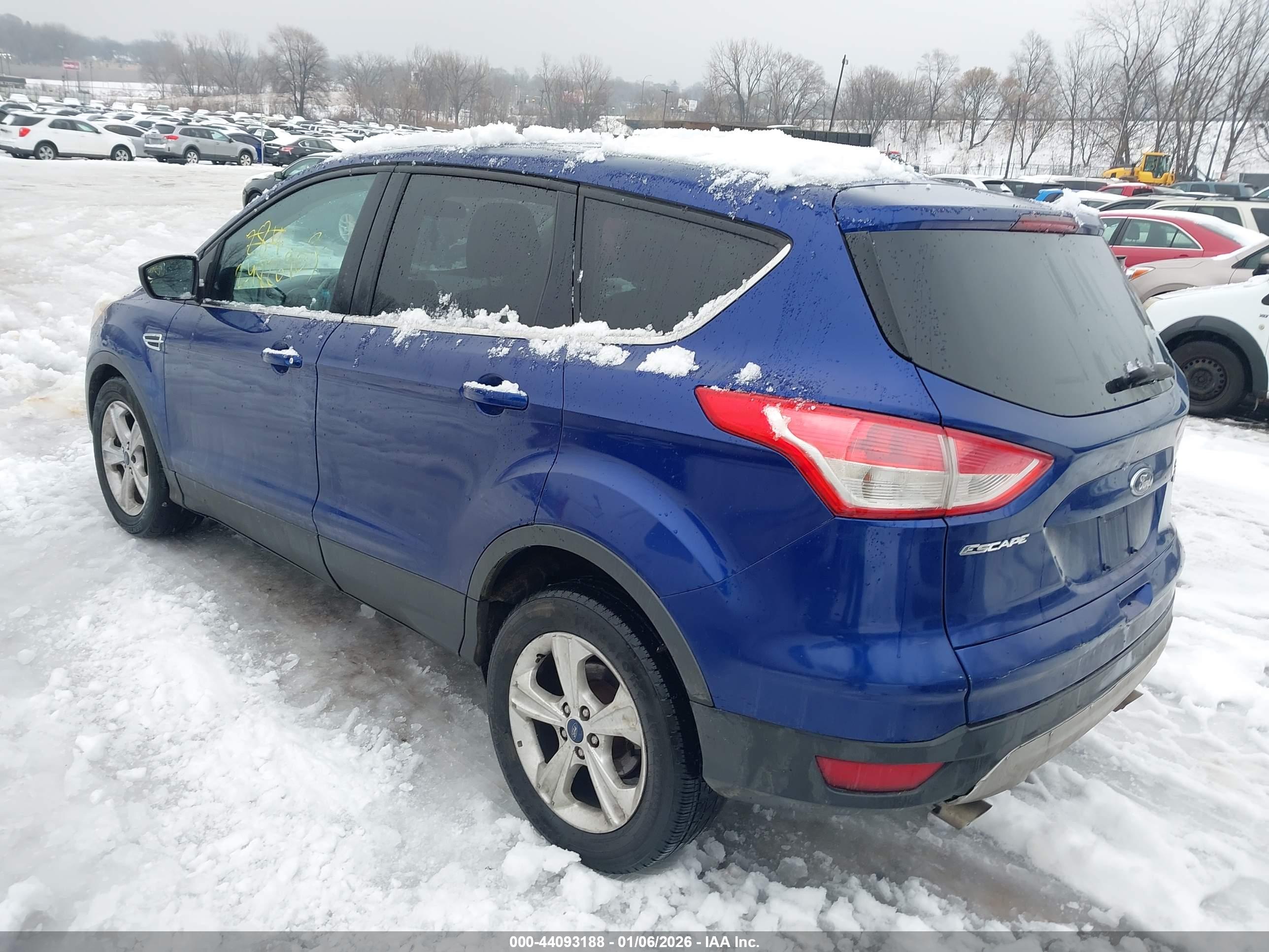FORD ESCAPE image 3