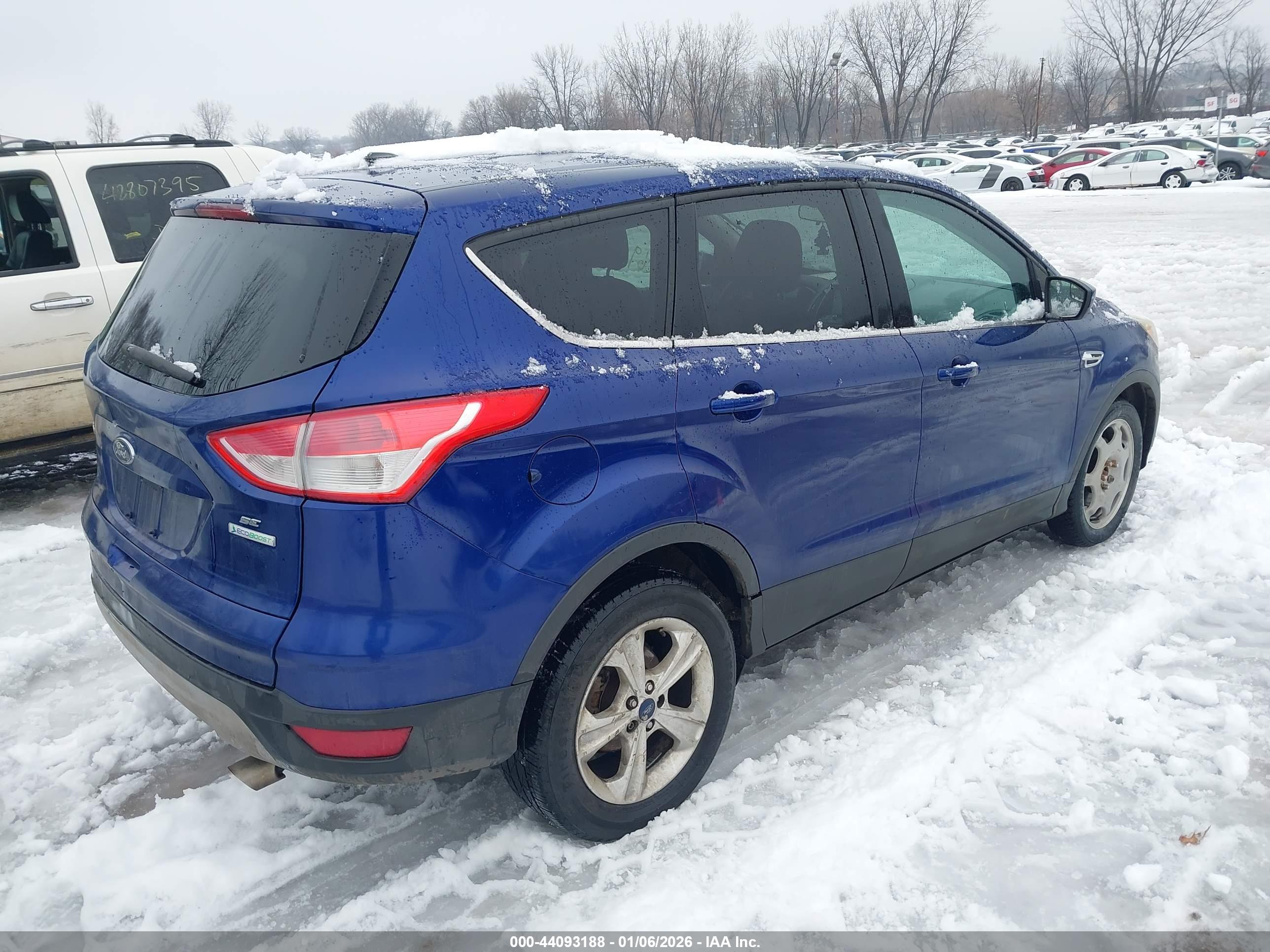 FORD ESCAPE image 4
