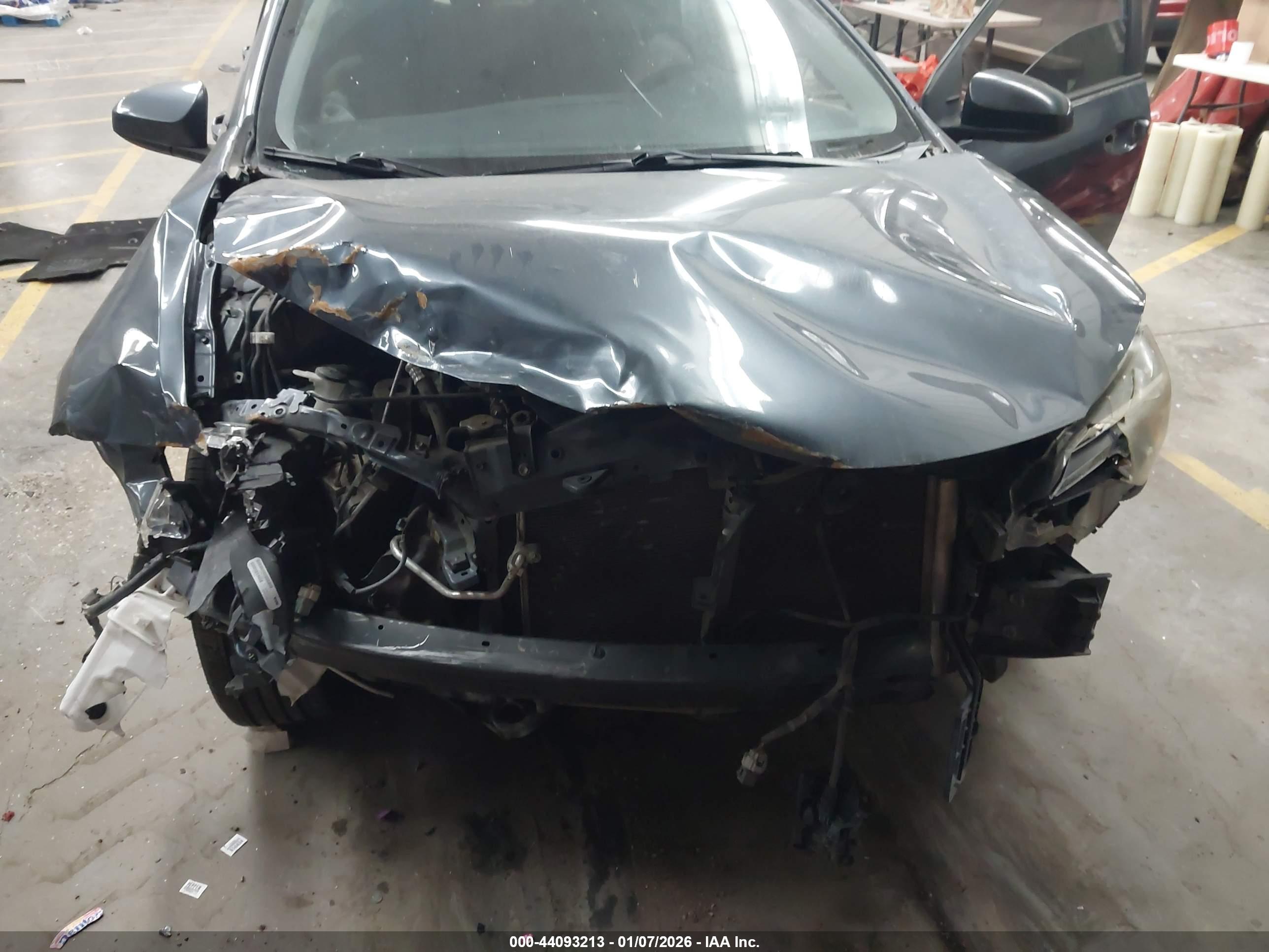 TOYOTA COROLLA image 6