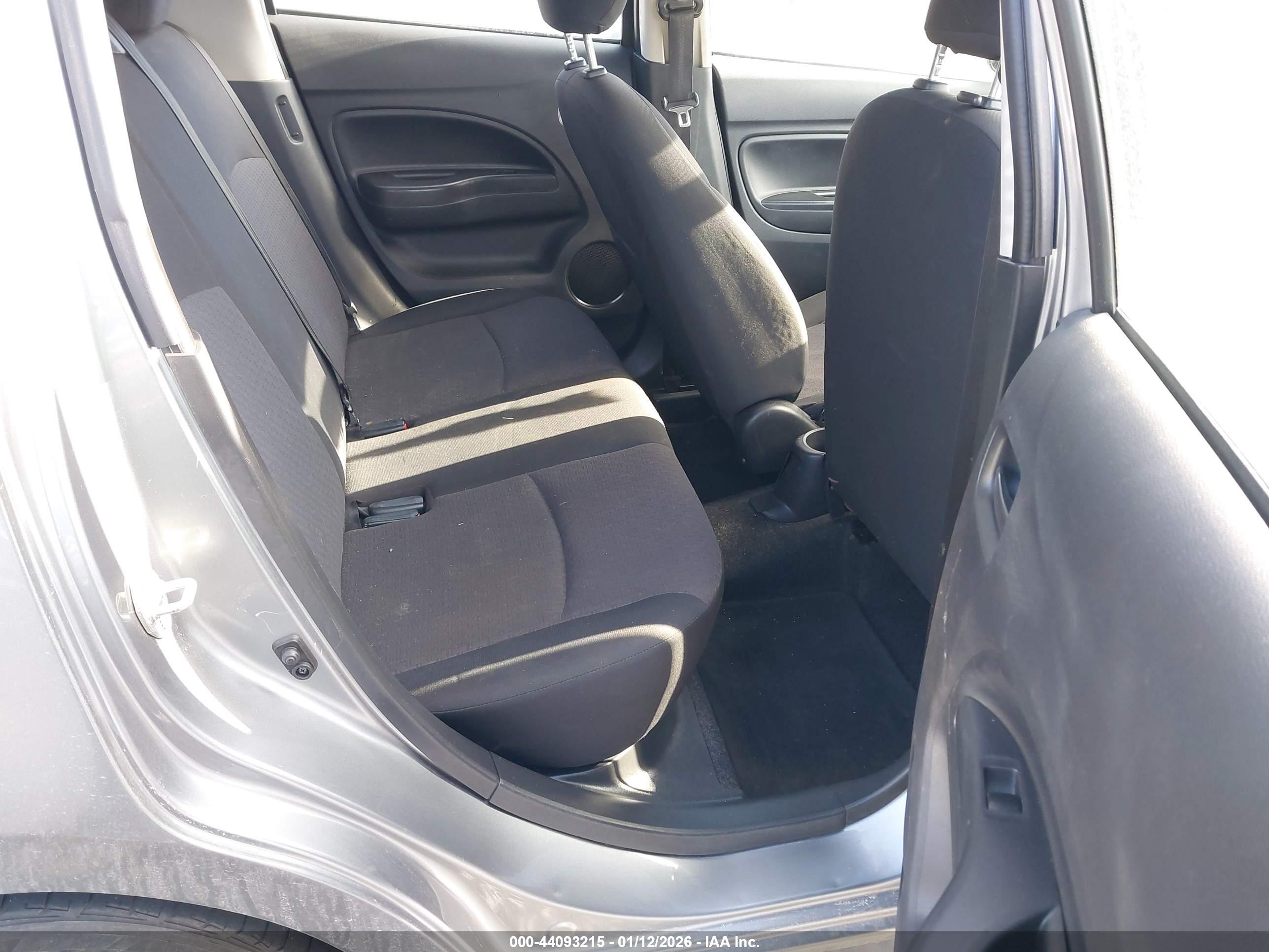 MITSUBISHI MIRAGE image 8