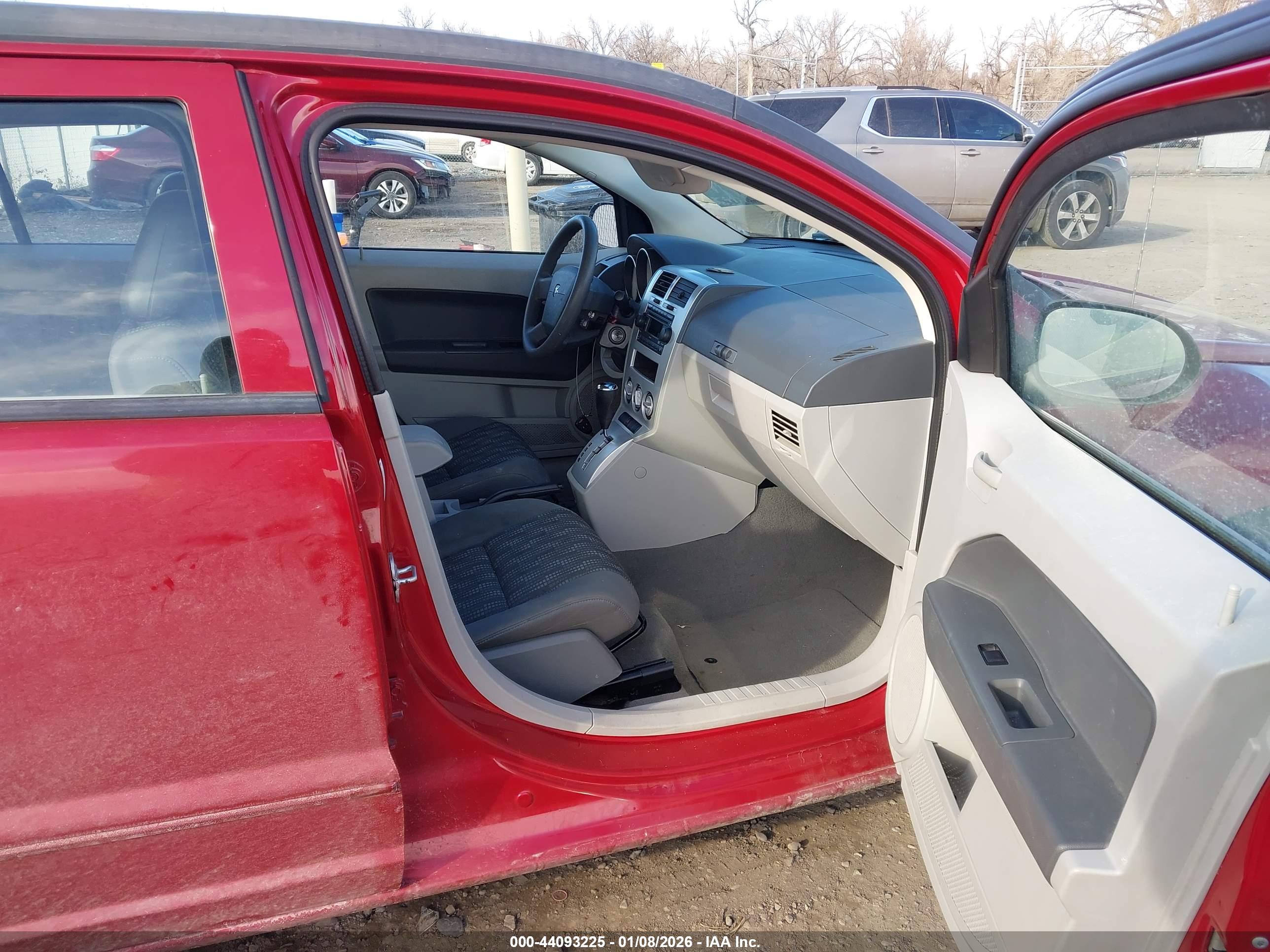 DODGE CALIBER image 5