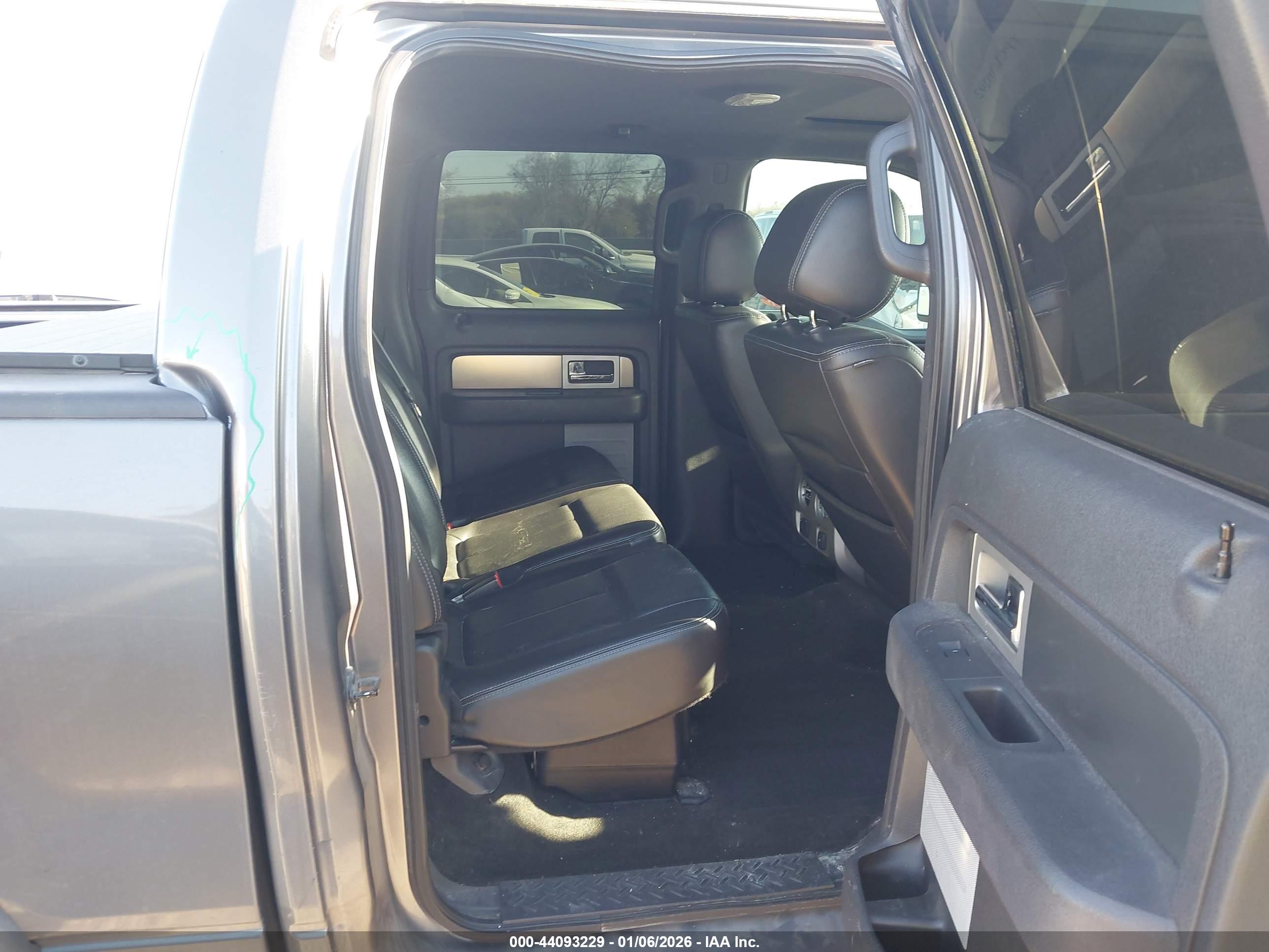 FORD F-150 image 8